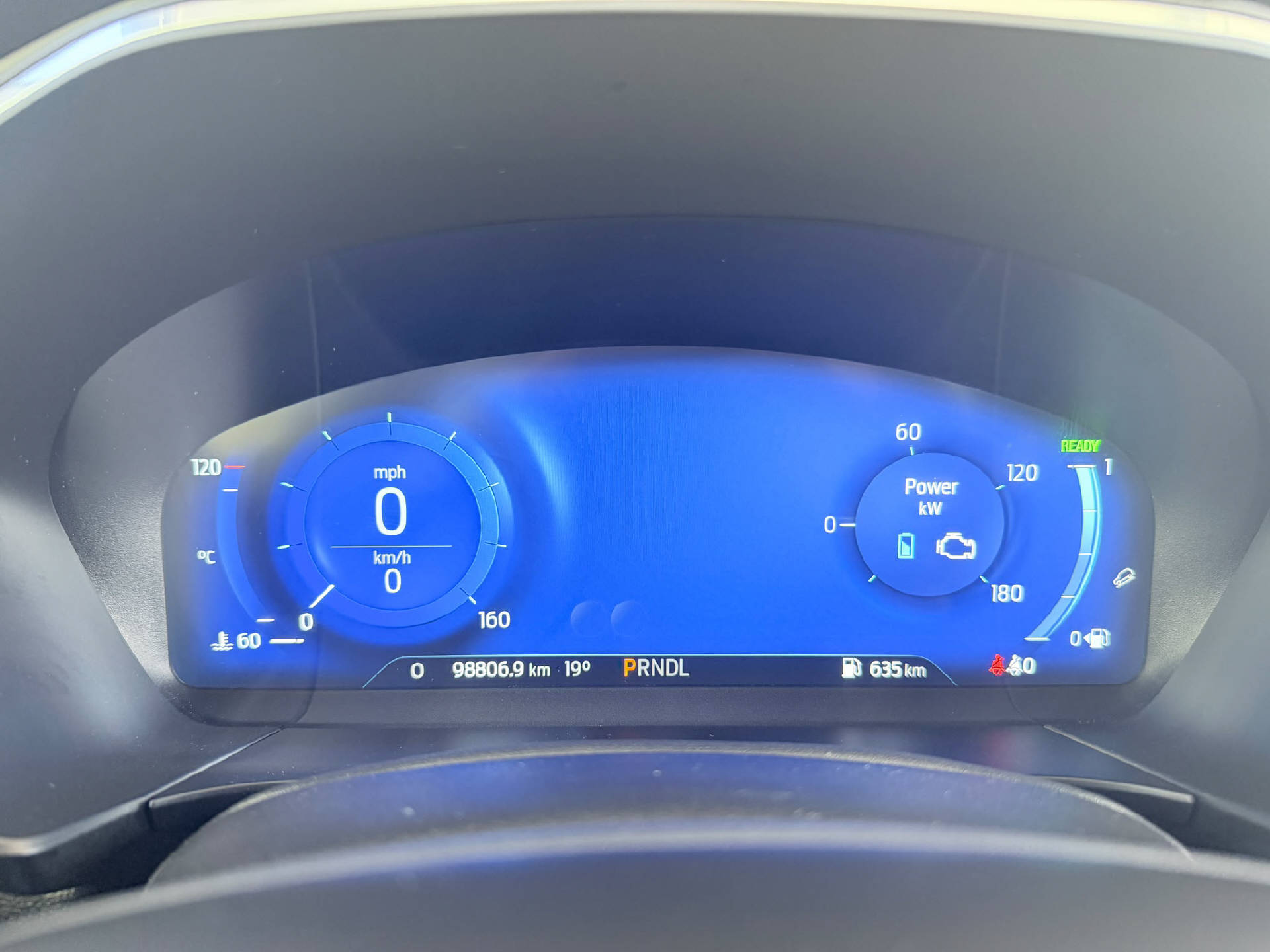 FORD Kuga 2.5 Hybrid Titanium X 4x4-image-8