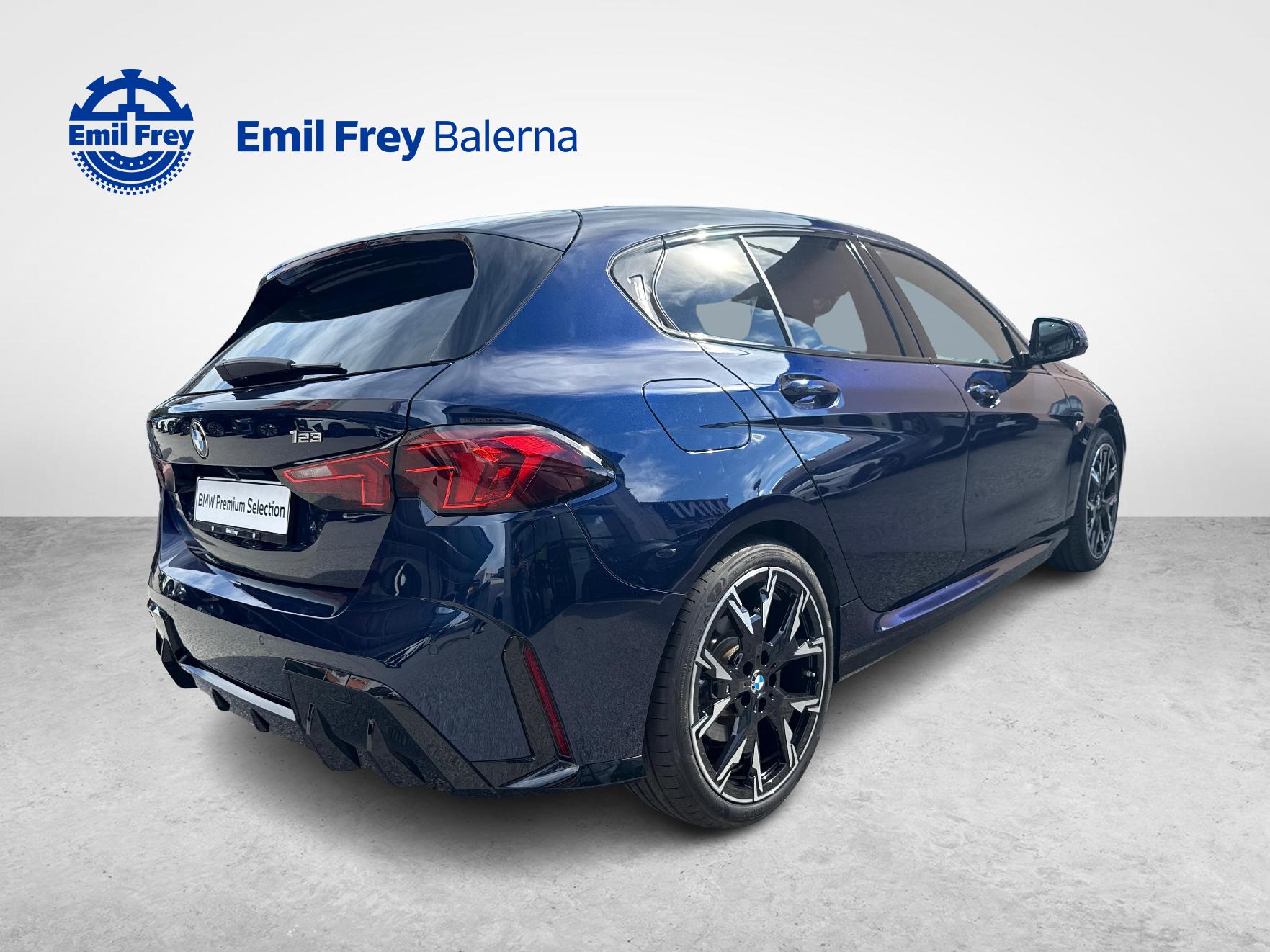 BMW 123 xDrive-image-5