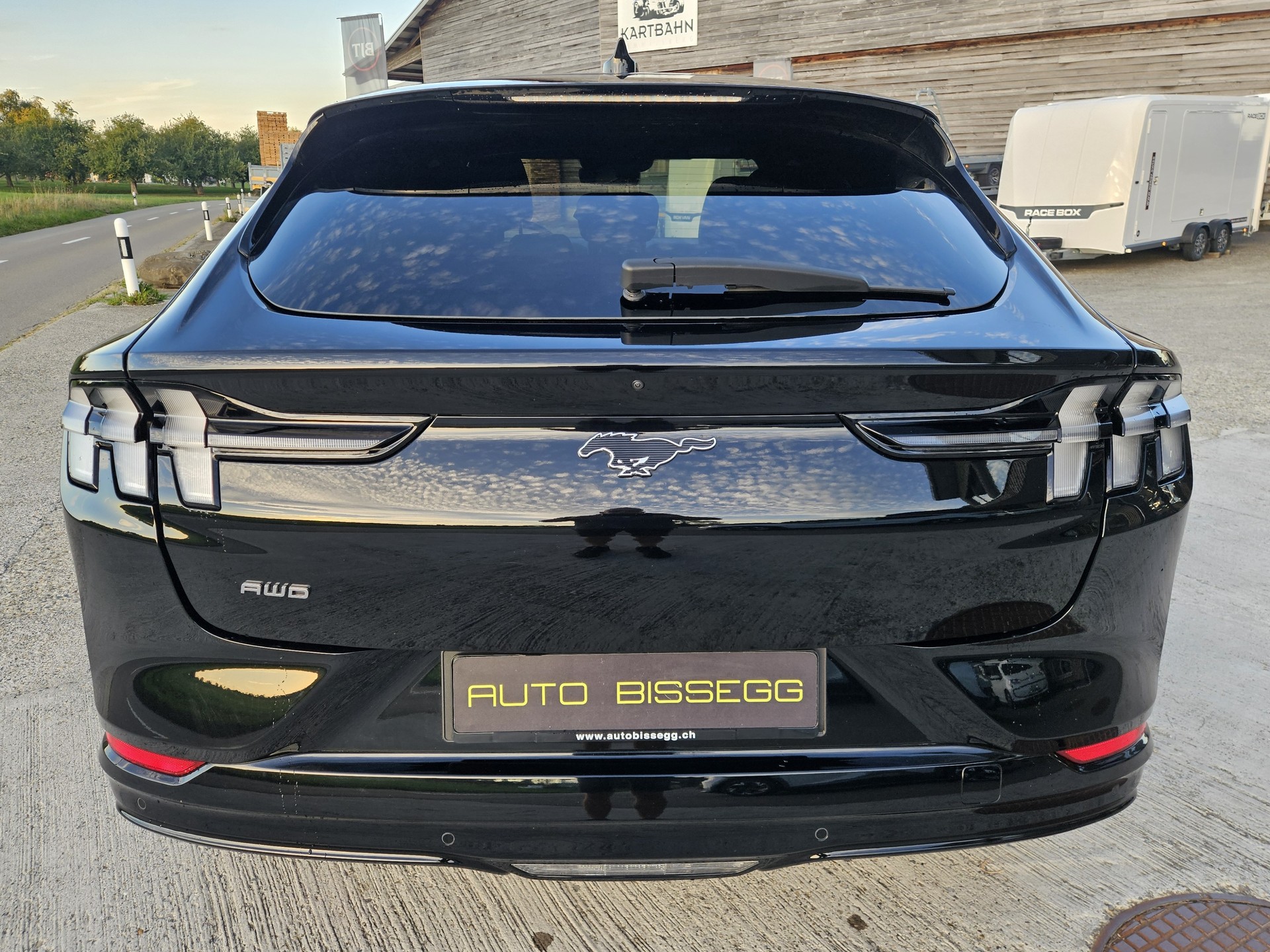 FORD Mustang MACH-E Premium AWD 72.6 kWh-image-5
