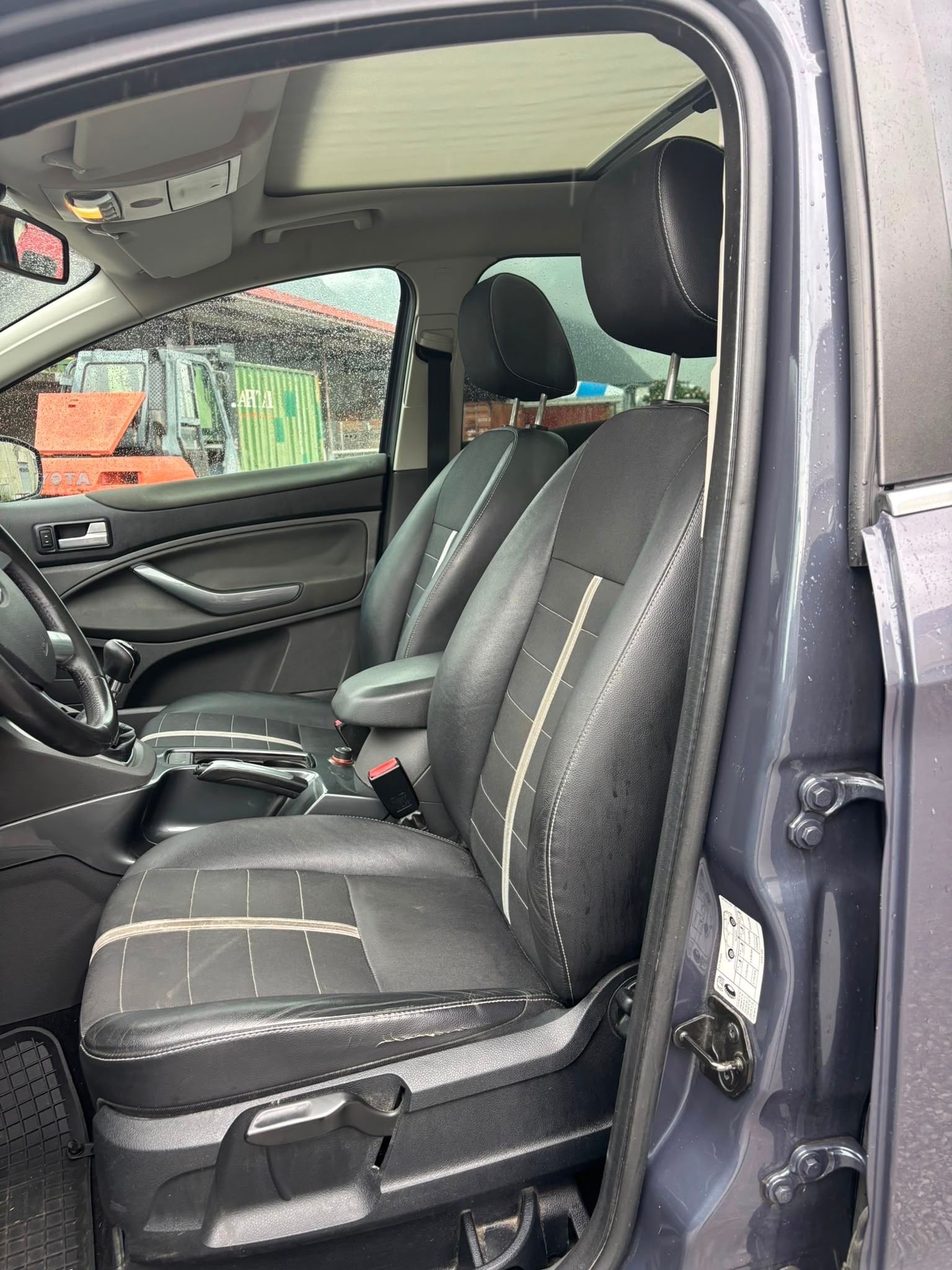 FORD Kuga 2.0 TDCi Titanium 4WD-image-9