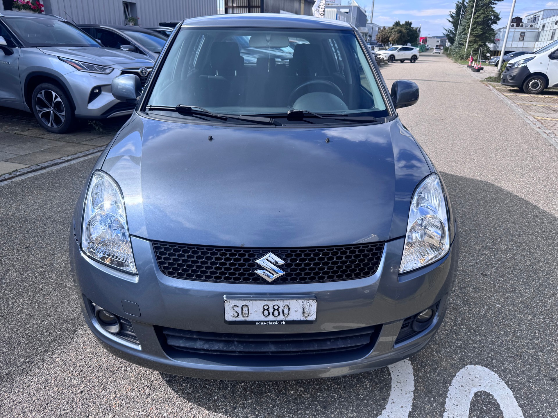 SUZUKI Swift 1.3i 16V GL Top 4x4-image-2