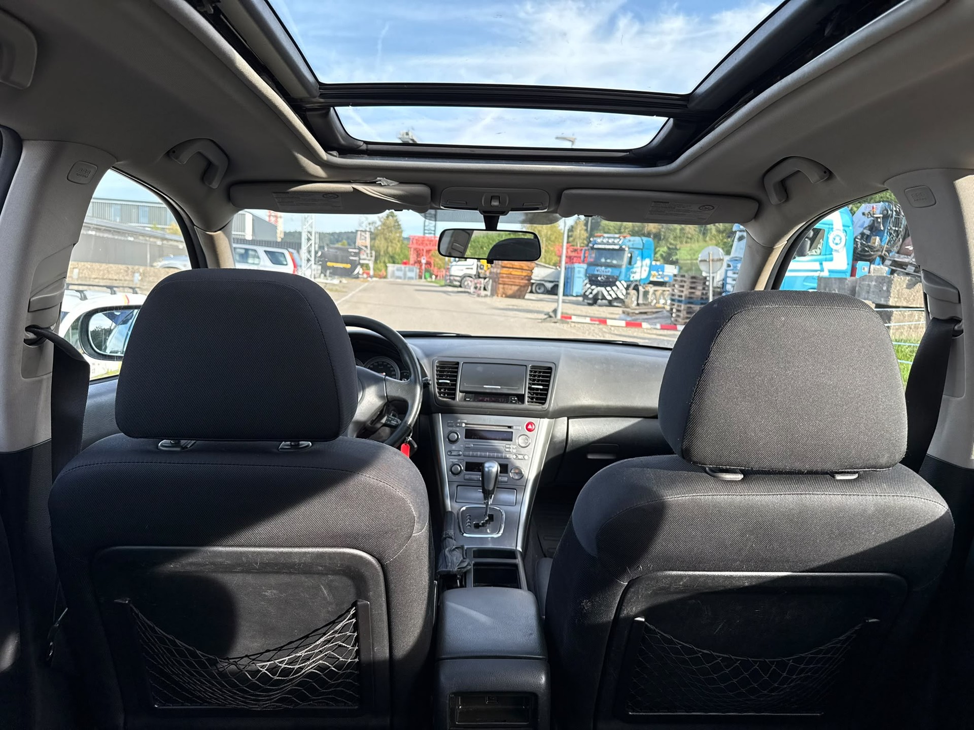 SUBARU Outback 2.5i AWD-image-7