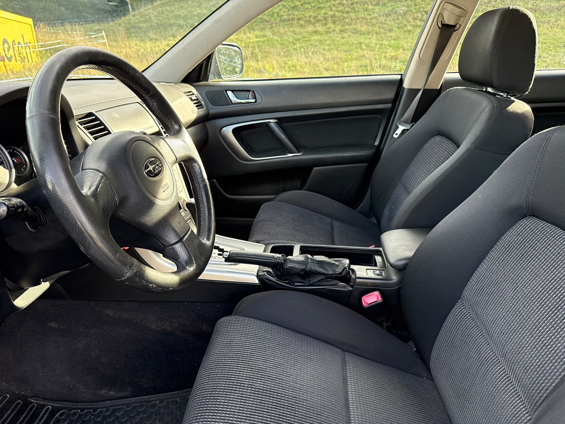 SUBARU Outback 2.5i AWD-image-12
