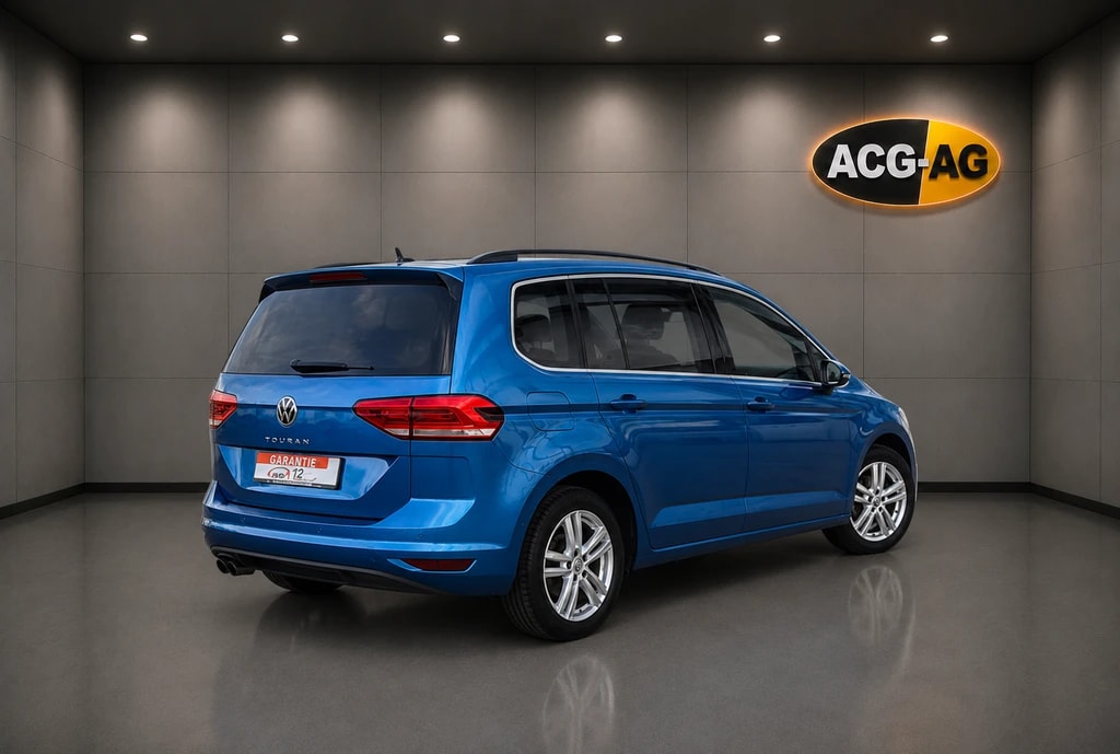 VW Touran 2.0 TDI BlueMotion Technology Comfortline DSG ** 7-Plätzer ** Gr-Navi ** RF-Kamera ** ACC ** Sitzheizung ** Ab MFK **-image-7