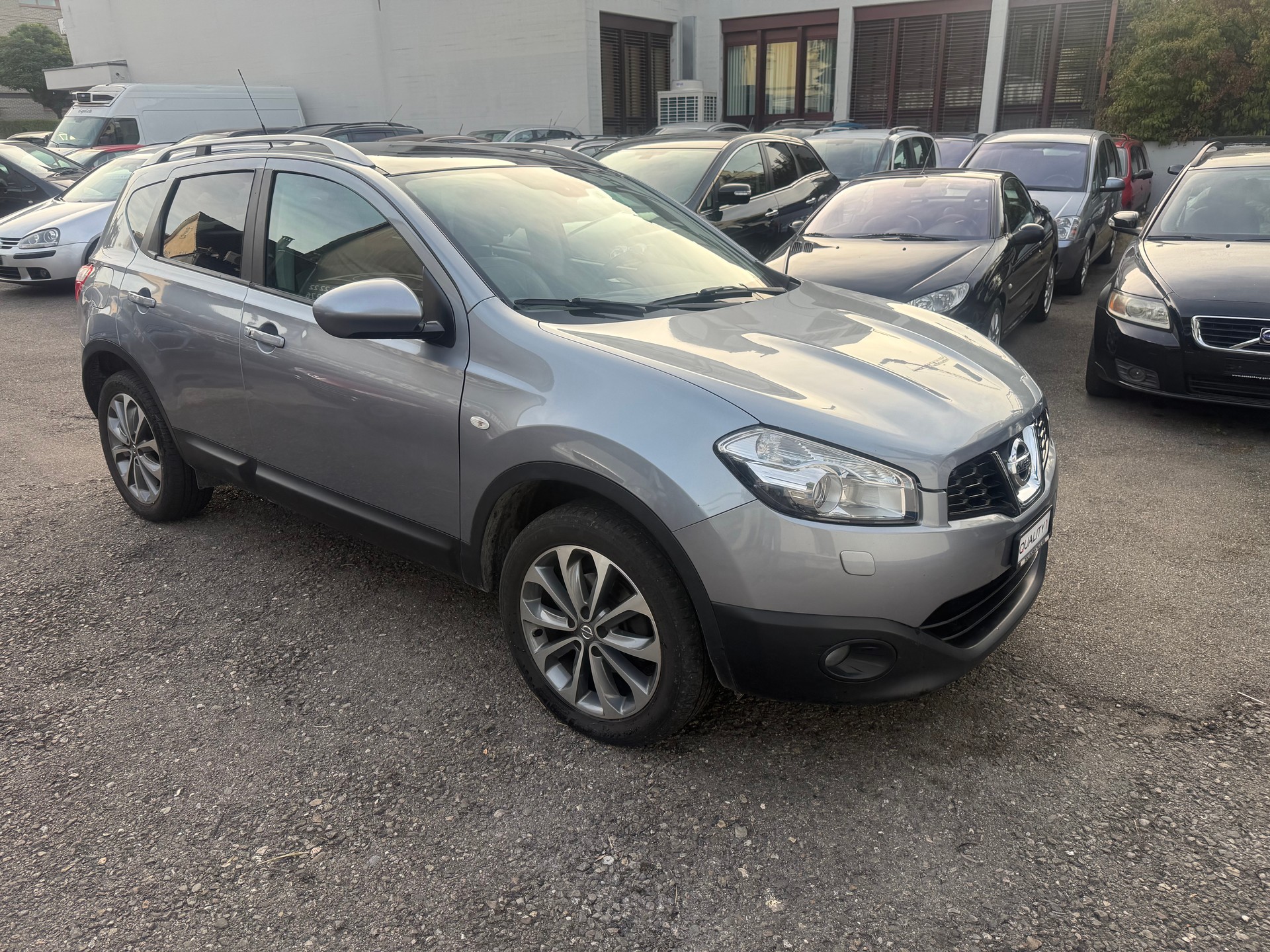 NISSAN Qashqai 2.0 dCi tekna-image-1