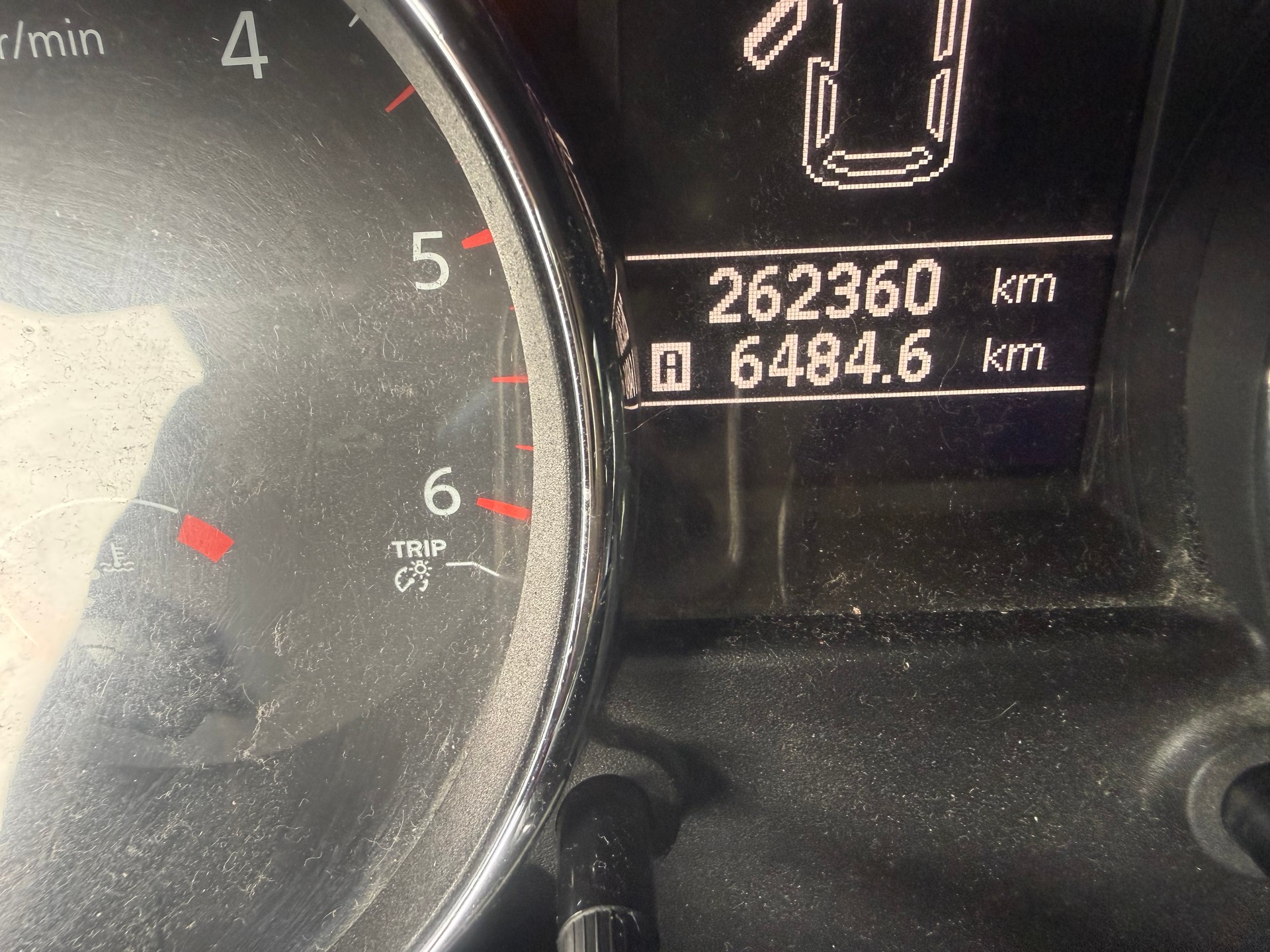 NISSAN Qashqai 2.0 dCi tekna-image-10