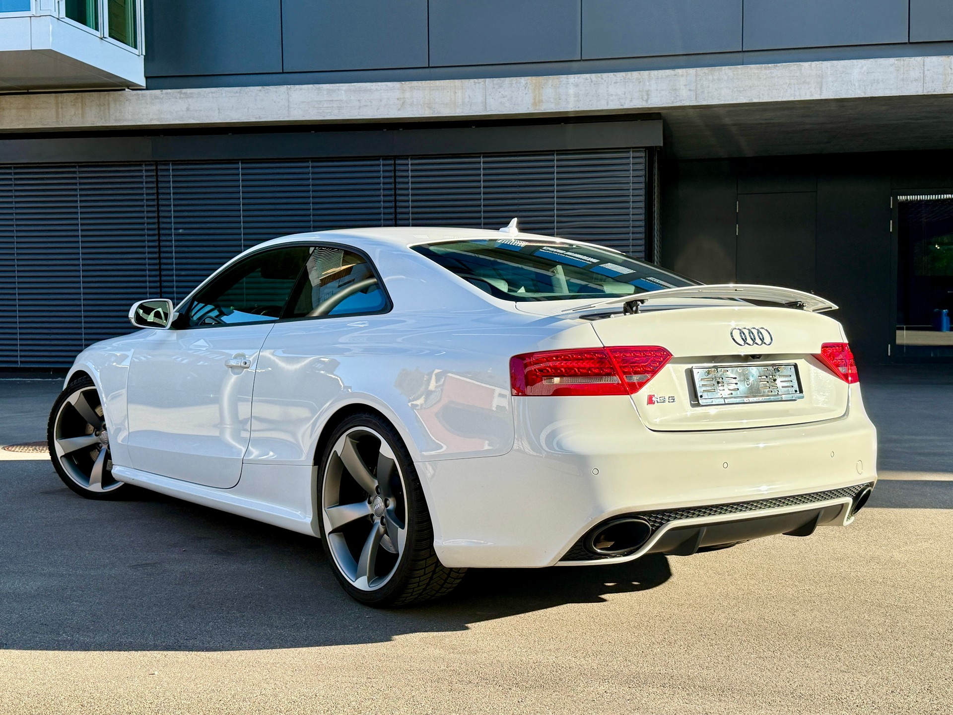 AUDI RS5 Coupé 4.2 FSI quattro S-tronic * HR-Federn * * B&O Sound * * ACC-Assist *-image-4