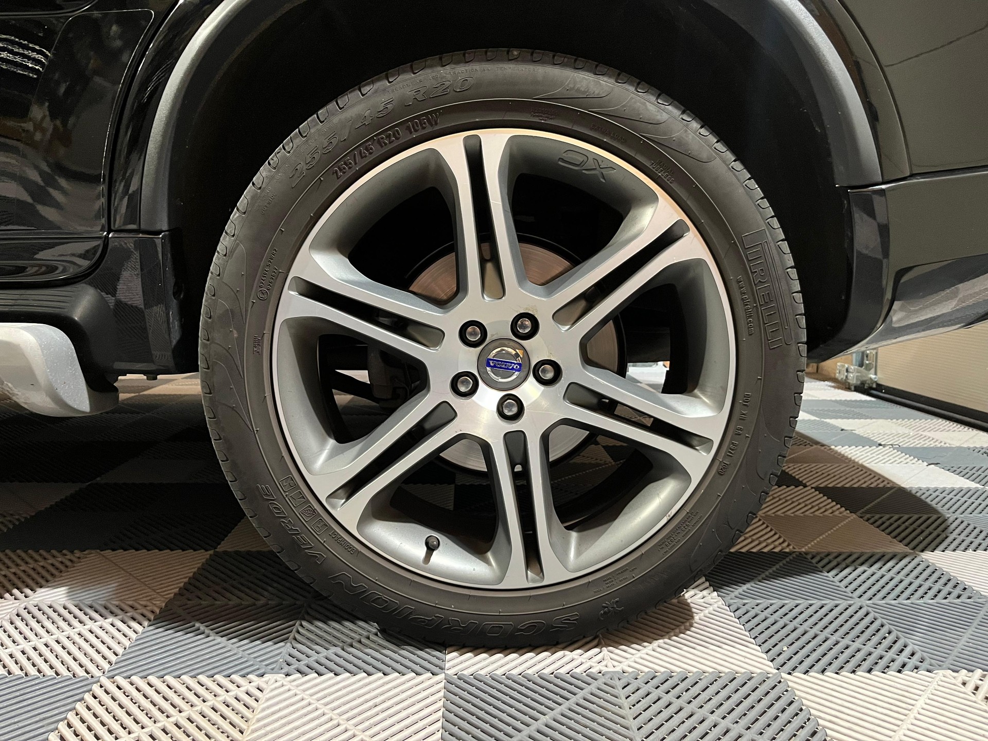 VOLVO XC90 D5 AWD Husky Edition Geartronic-image-20