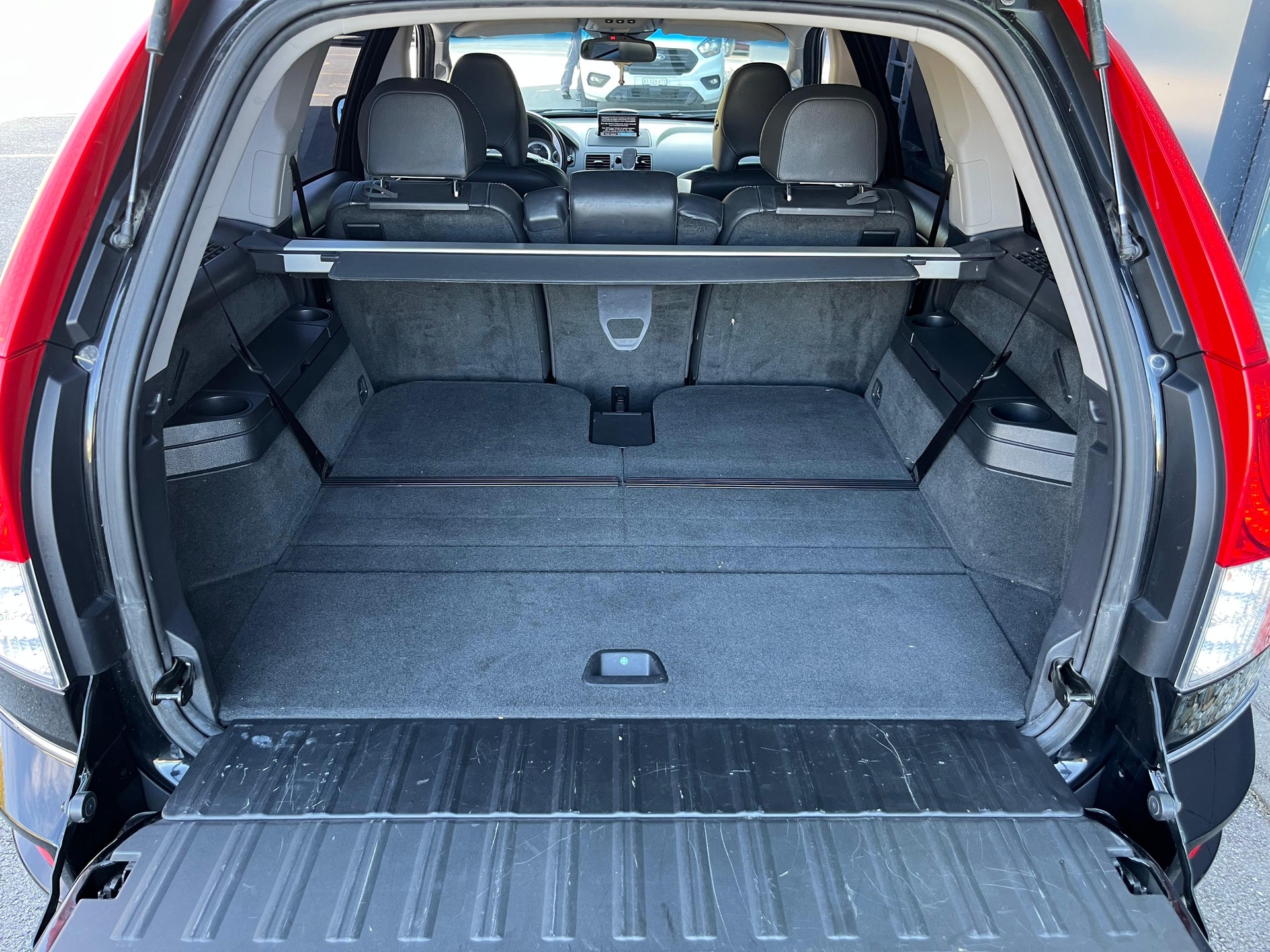 VOLVO XC90 D5 AWD Husky Edition Geartronic-image-16