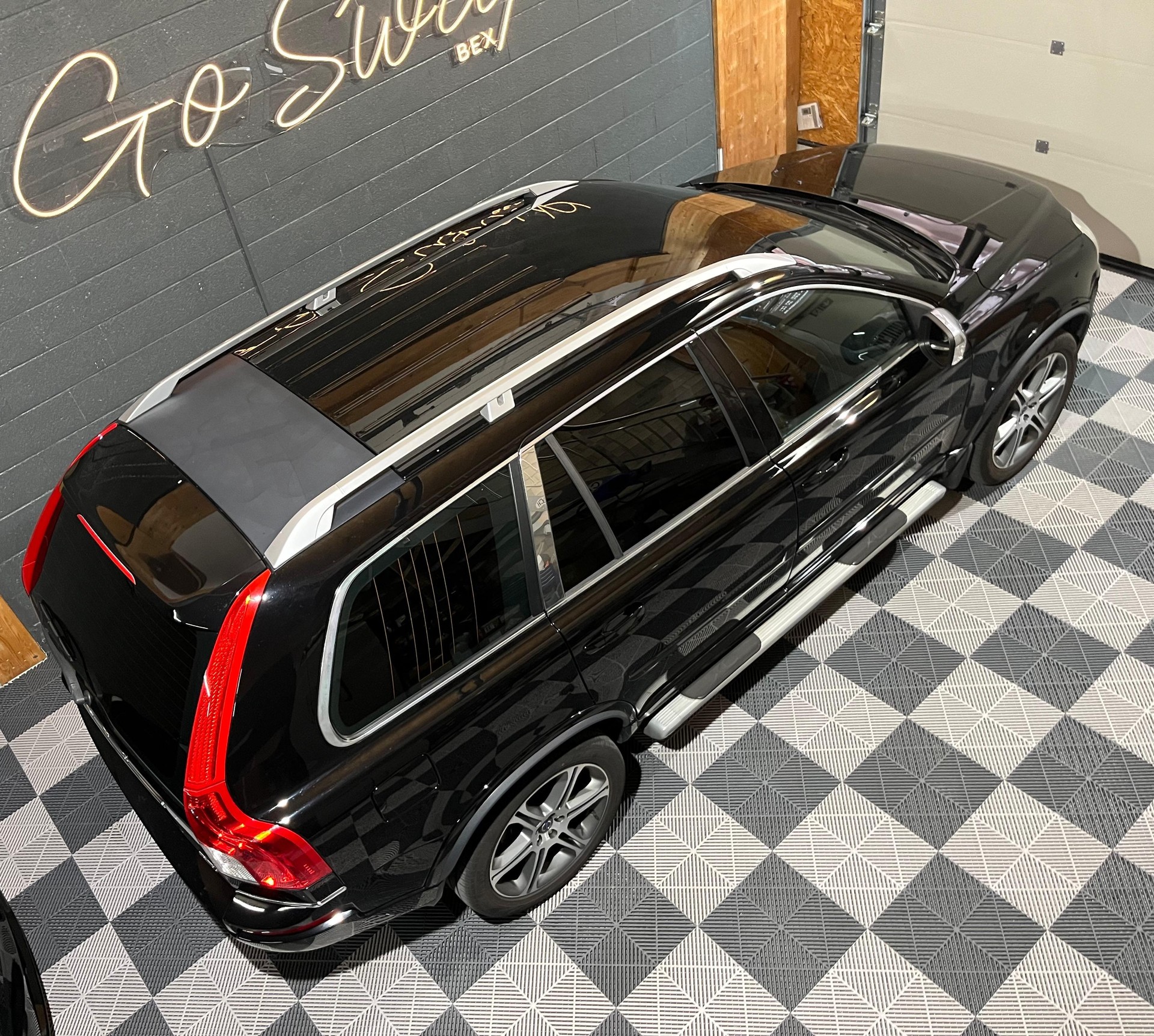 VOLVO XC90 D5 AWD Husky Edition Geartronic-image-1