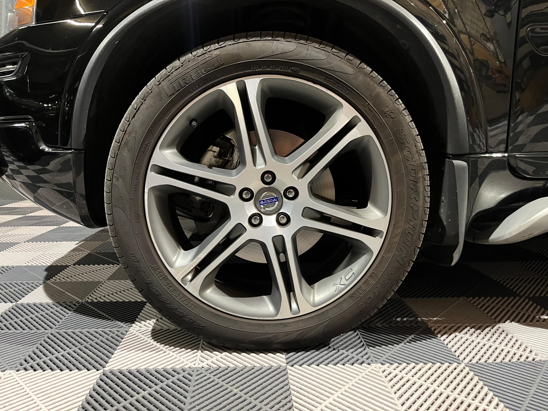 VOLVO XC90 D5 AWD Husky Edition Geartronic-image-17