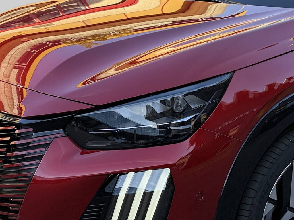 PEUGEOT 208 Hybrid 145 e-DCS6 GT Exclusive-image-2