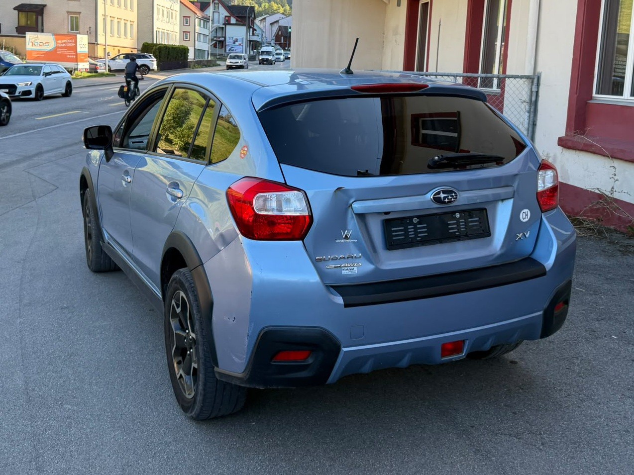 SUBARU XV 2.0 Swiss Two AWD CVT-image-3