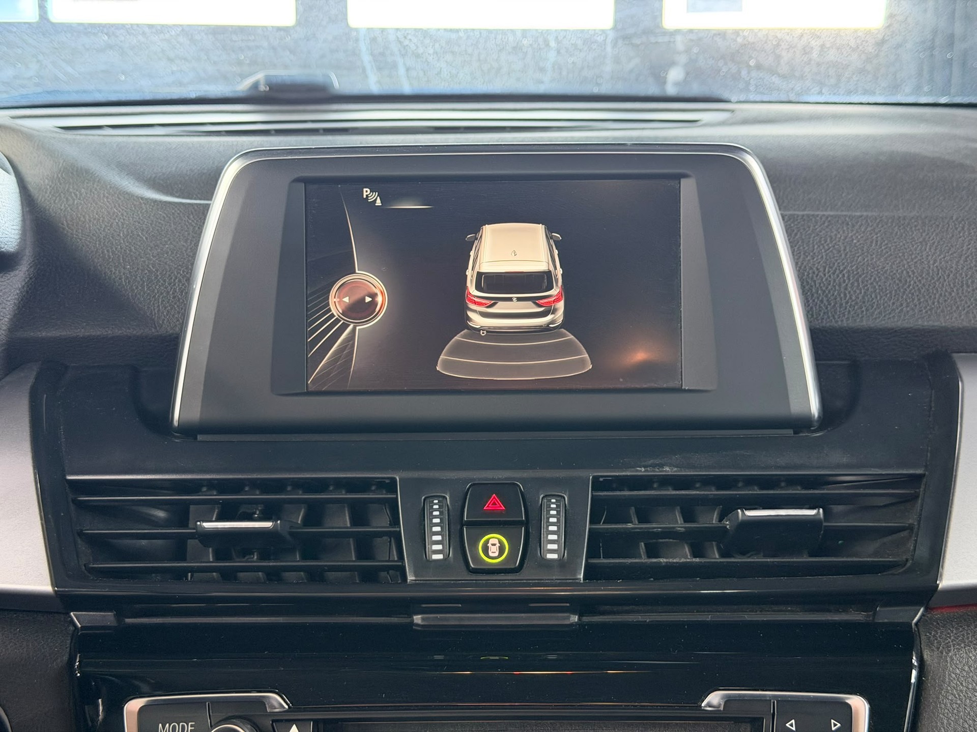 BMW 216d Gran Tourer Steptronic-image-18
