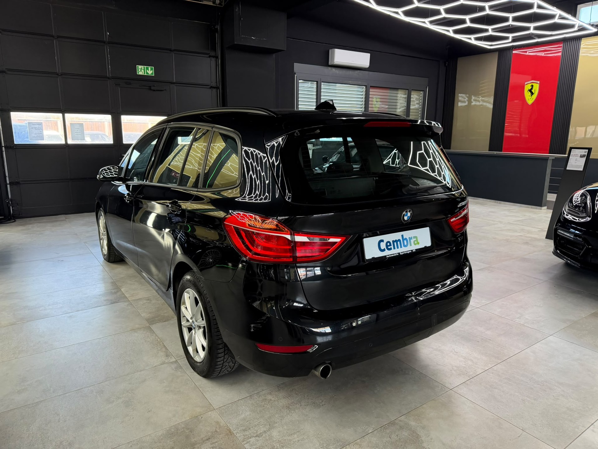 BMW 216d Gran Tourer Steptronic-image-6