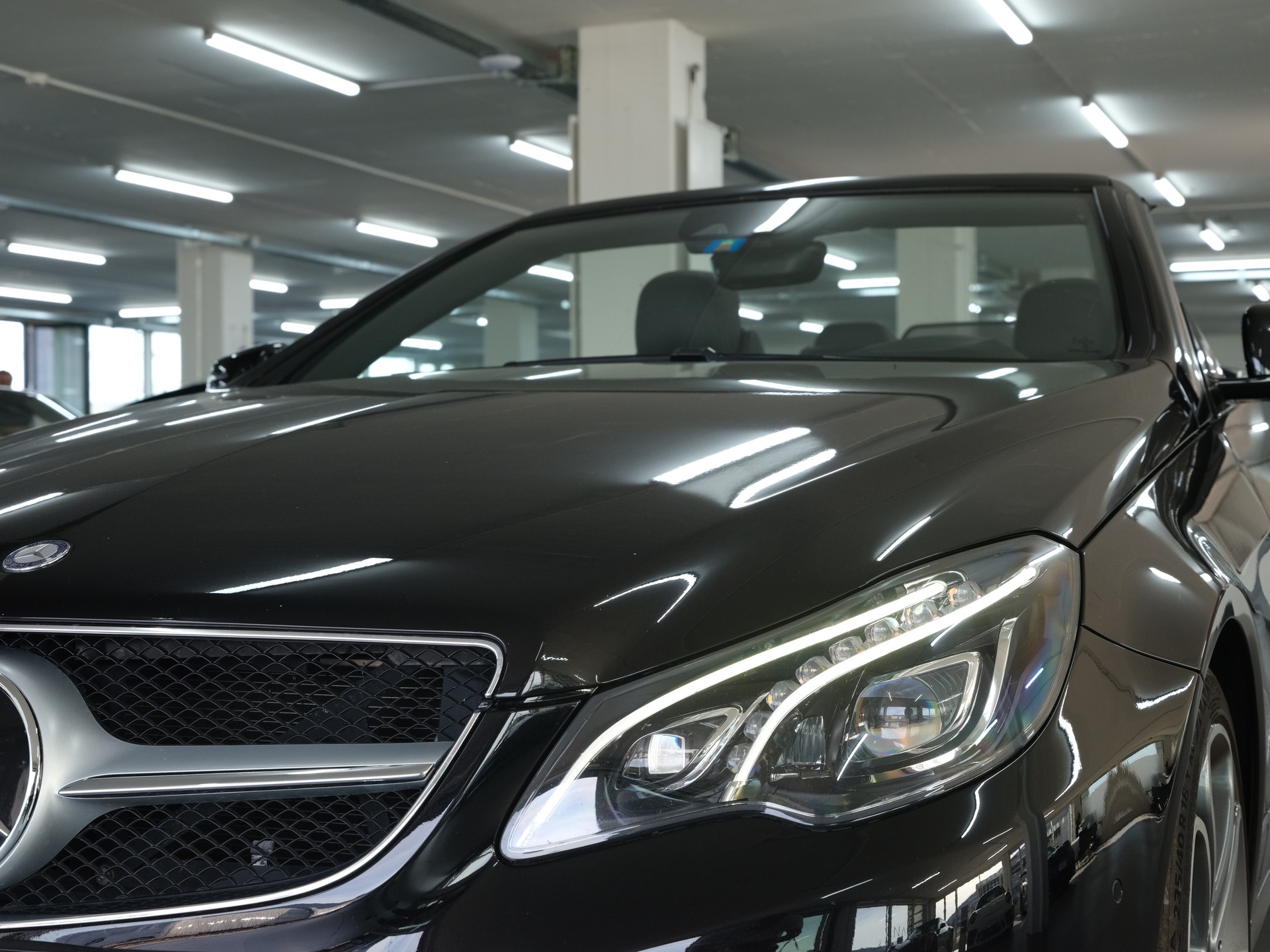 MERCEDES-BENZ E 200 *AMG Line* *Rückfahrkamera* *Nackenwärmer*-image-8