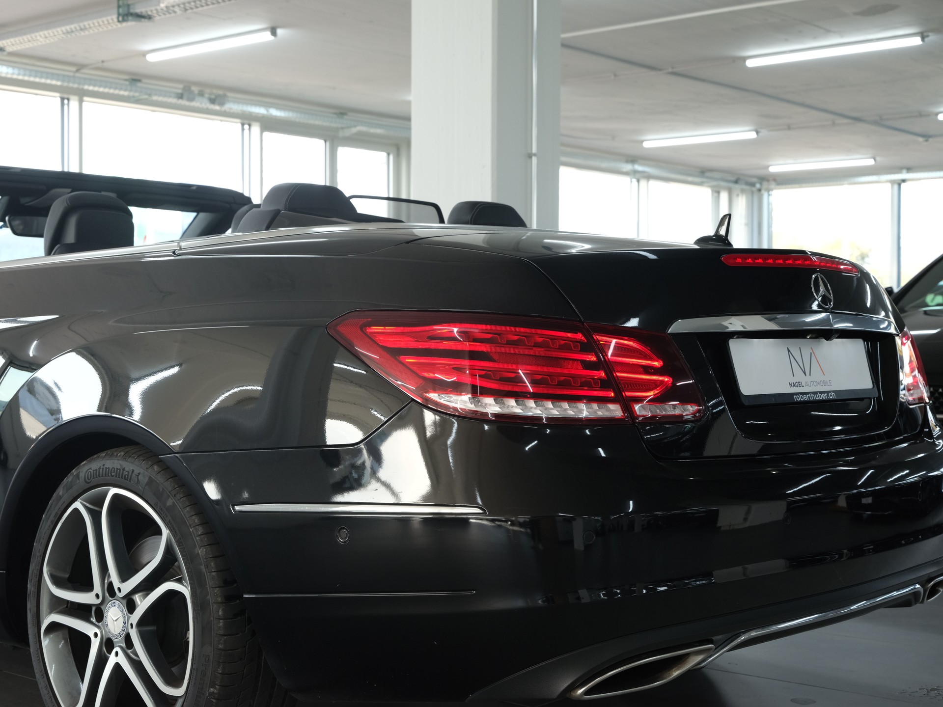 MERCEDES-BENZ E 200 *AMG Line* *Rückfahrkamera* *Nackenwärmer*-image-13