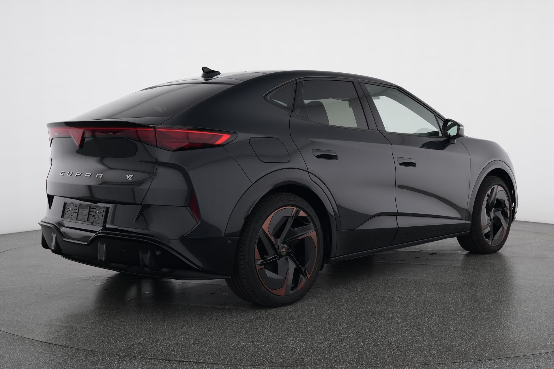CUPRA Tavascan Type 9 77 kWh Adrenaline-image-4