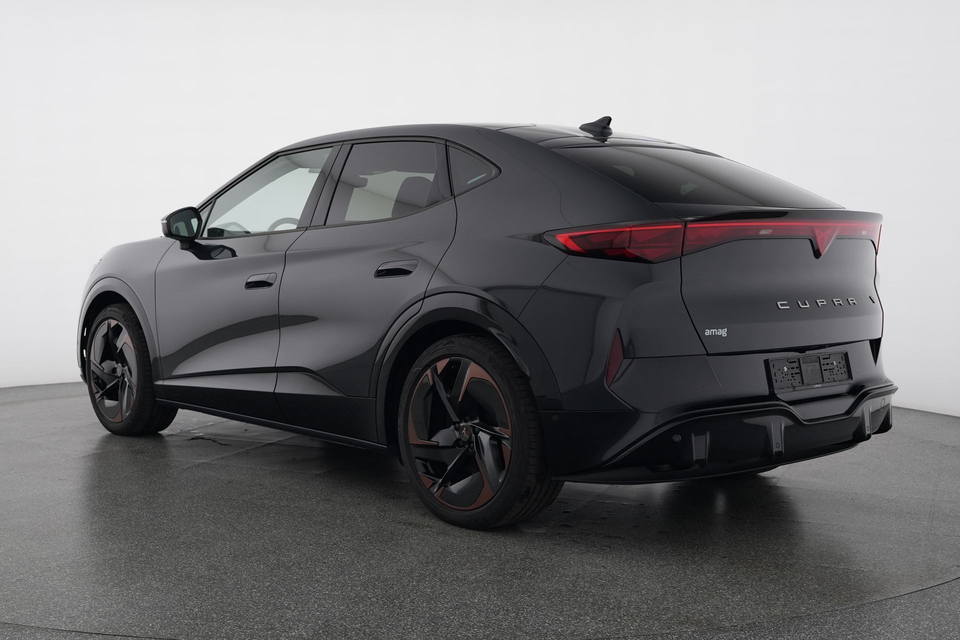 CUPRA Tavascan Type 9 77 kWh Adrenaline-image-3