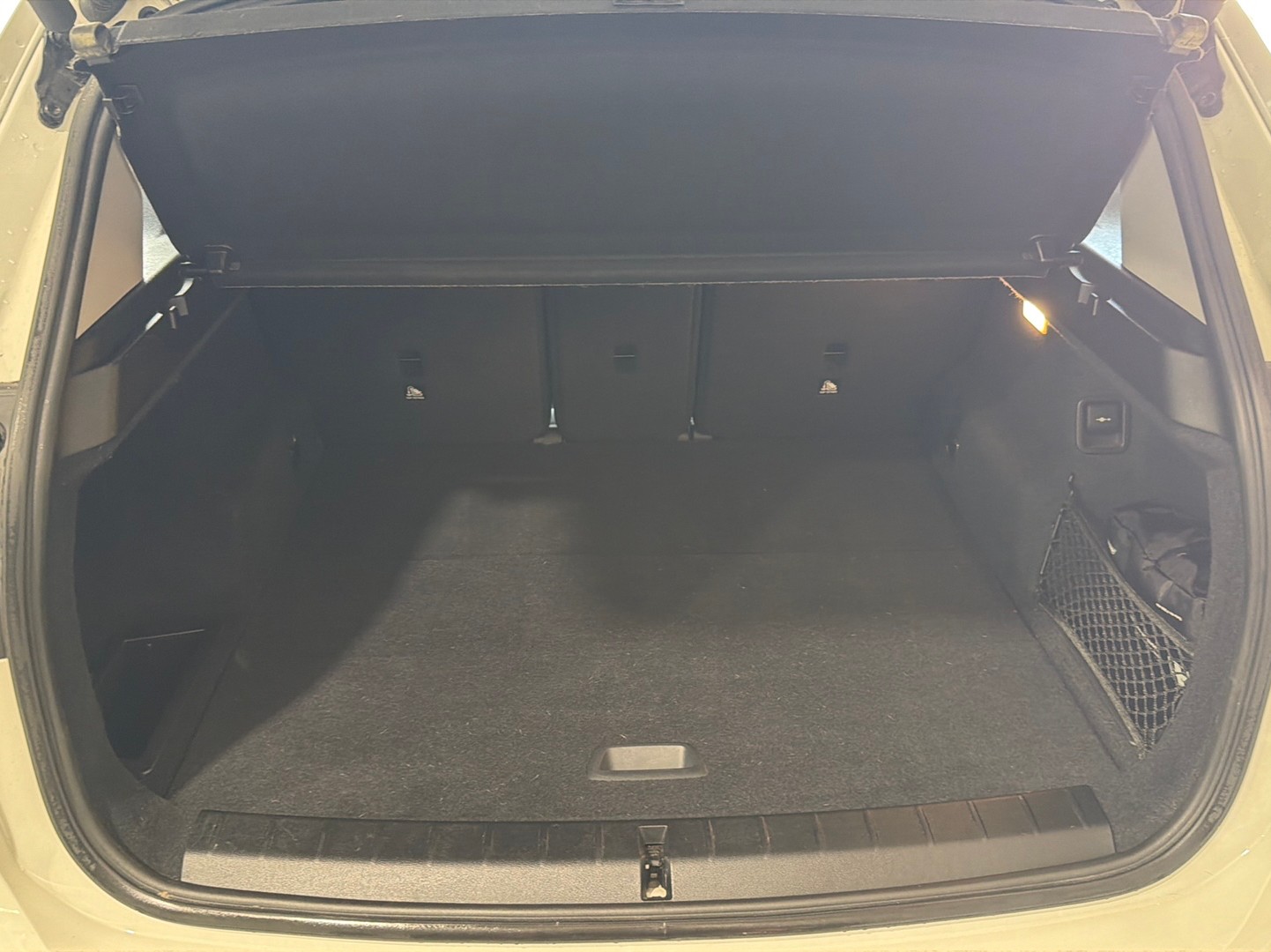 BMW X1 xDrive 18d Steptronic-image-14