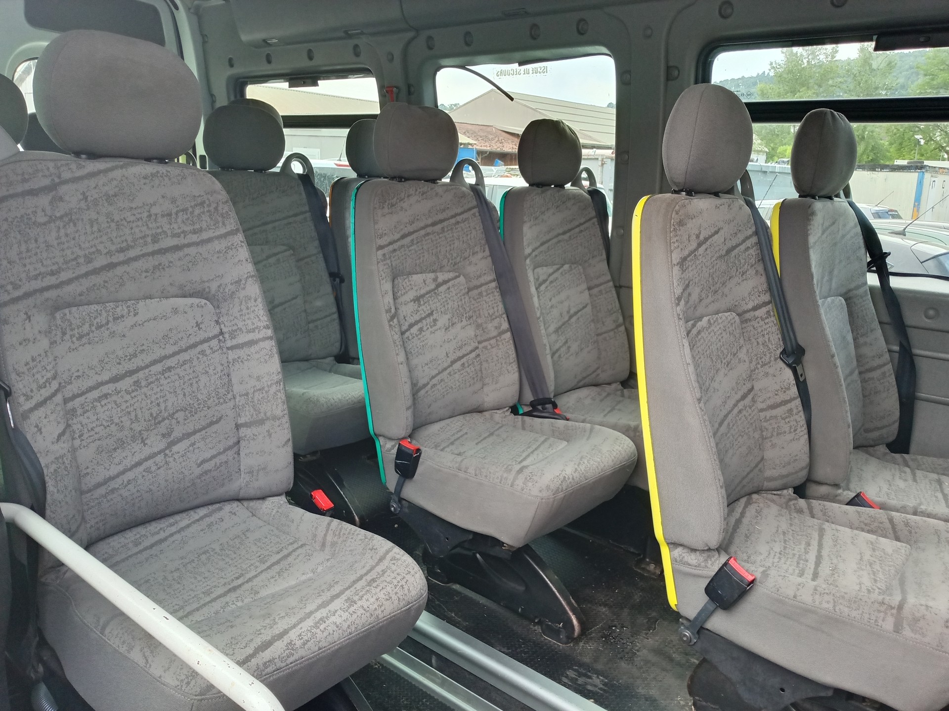 RENAULT Master T39 2.5dCi Minibus-image-4