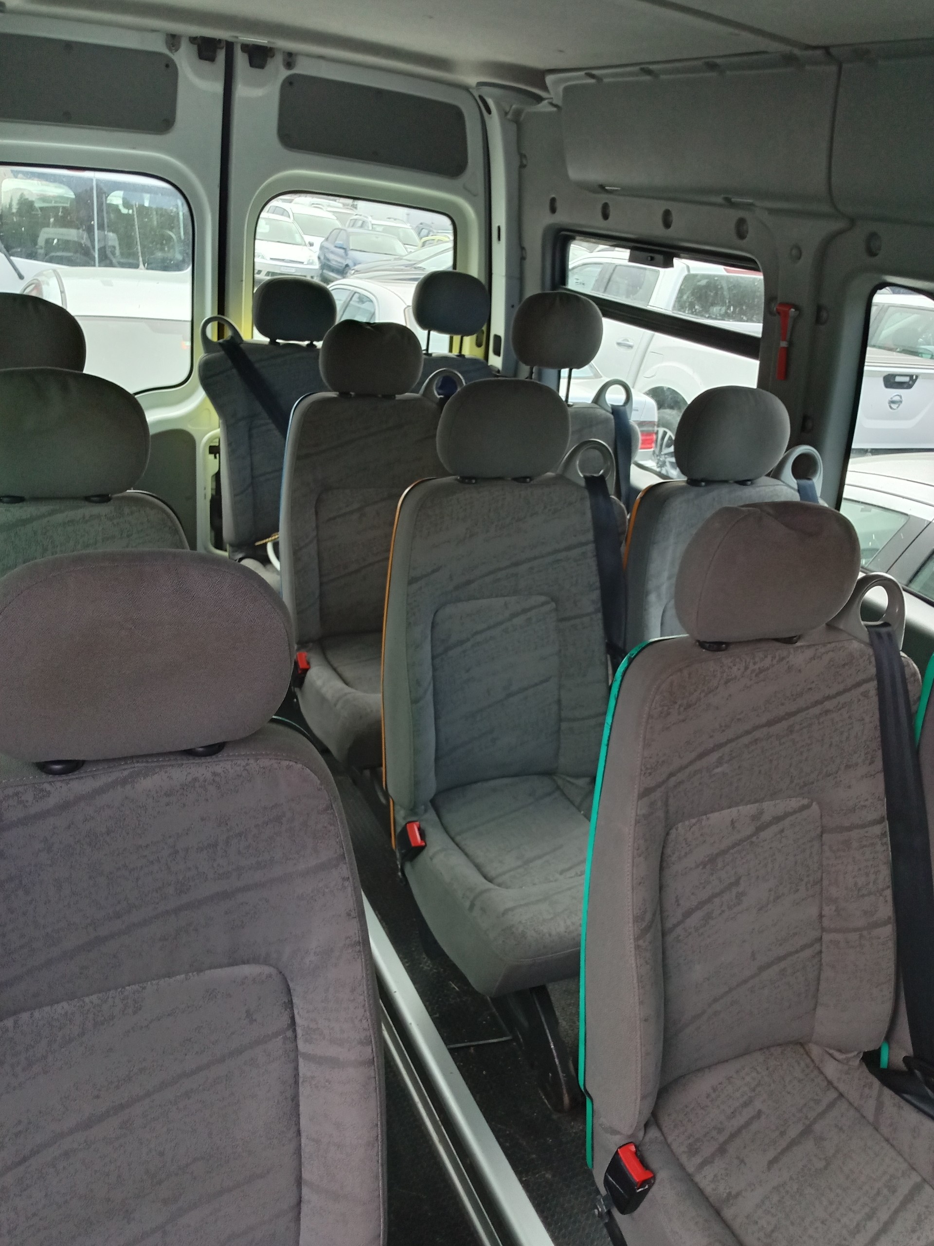 RENAULT Master T39 2.5dCi Minibus-image-5