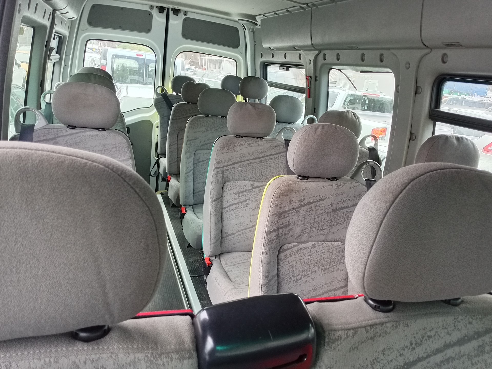 RENAULT Master T39 2.5dCi Minibus-image-6