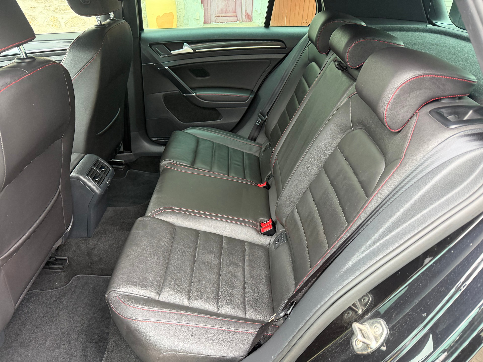 VW Golf 2.0 TSI GTI Performance DSG-image-7