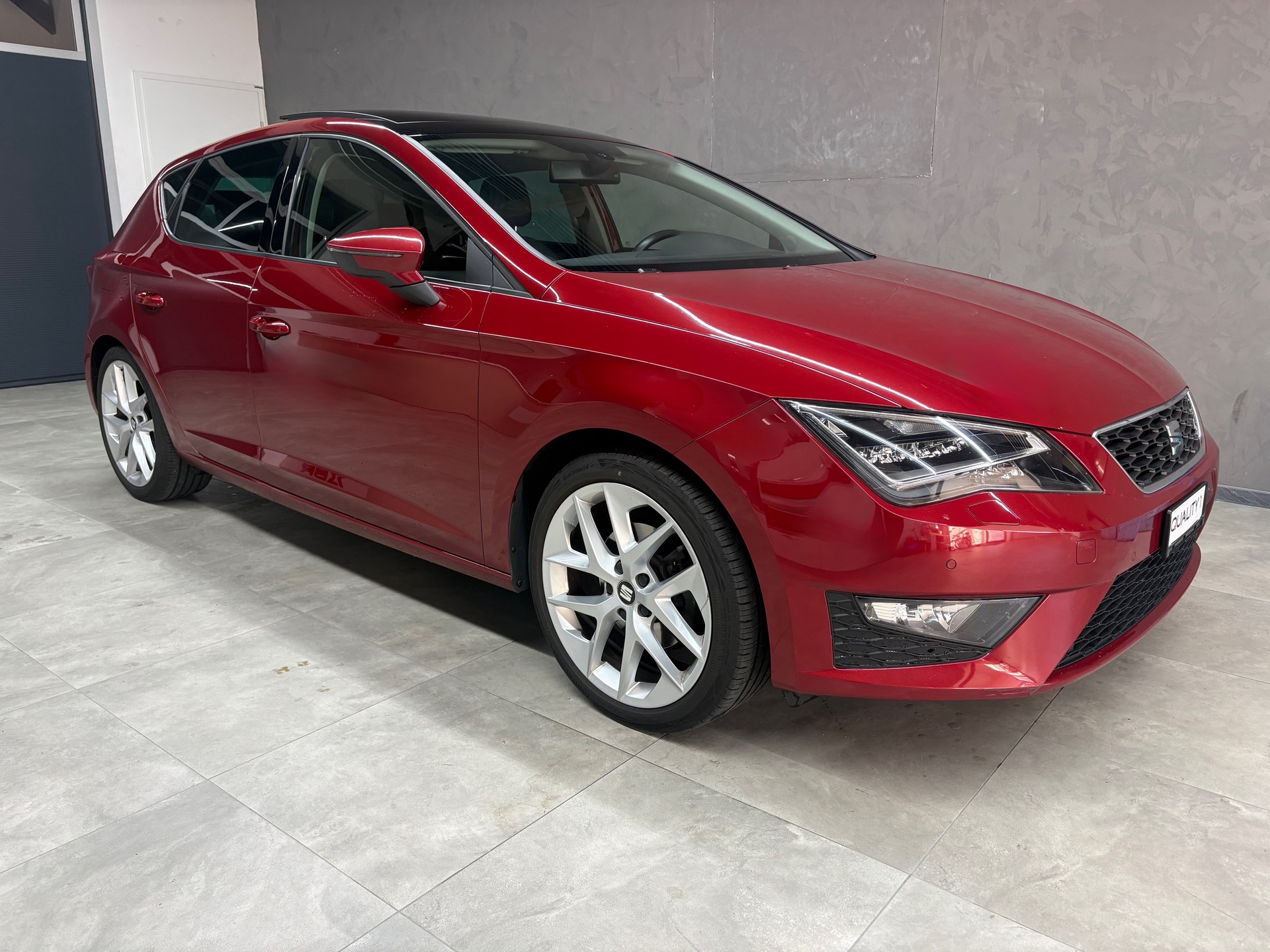 SEAT Leon 2.0 TDI FR DSG-image-1