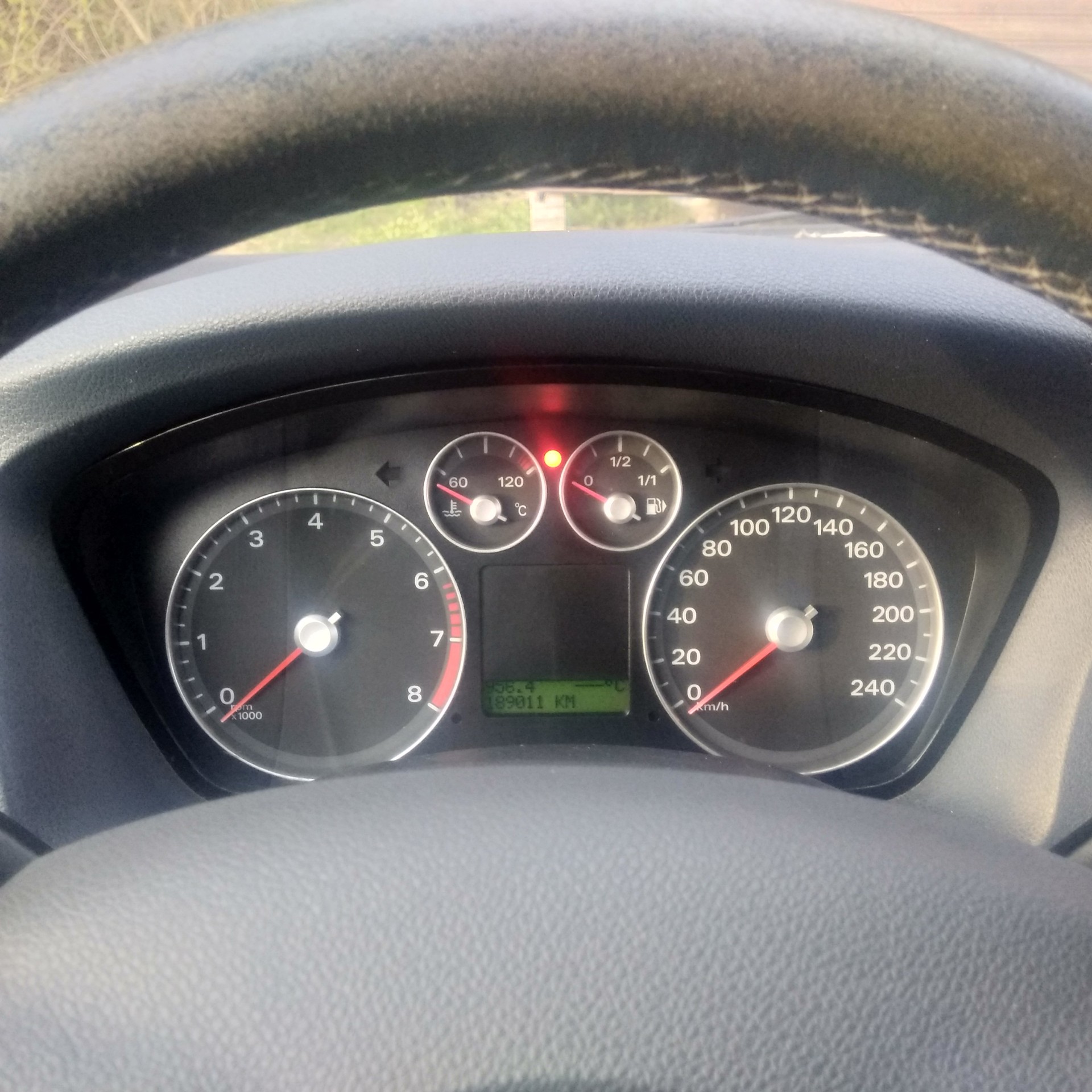 FORD Focus 2.0i Carving-image-16
