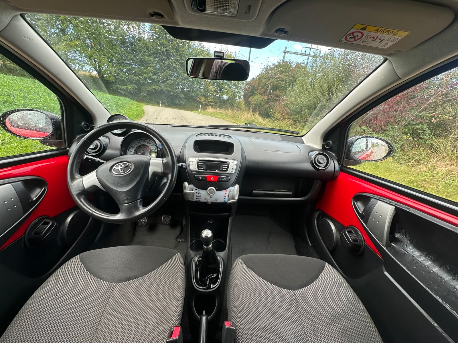 TOYOTA Aygo 1.0 VVT-i Terra-image-7