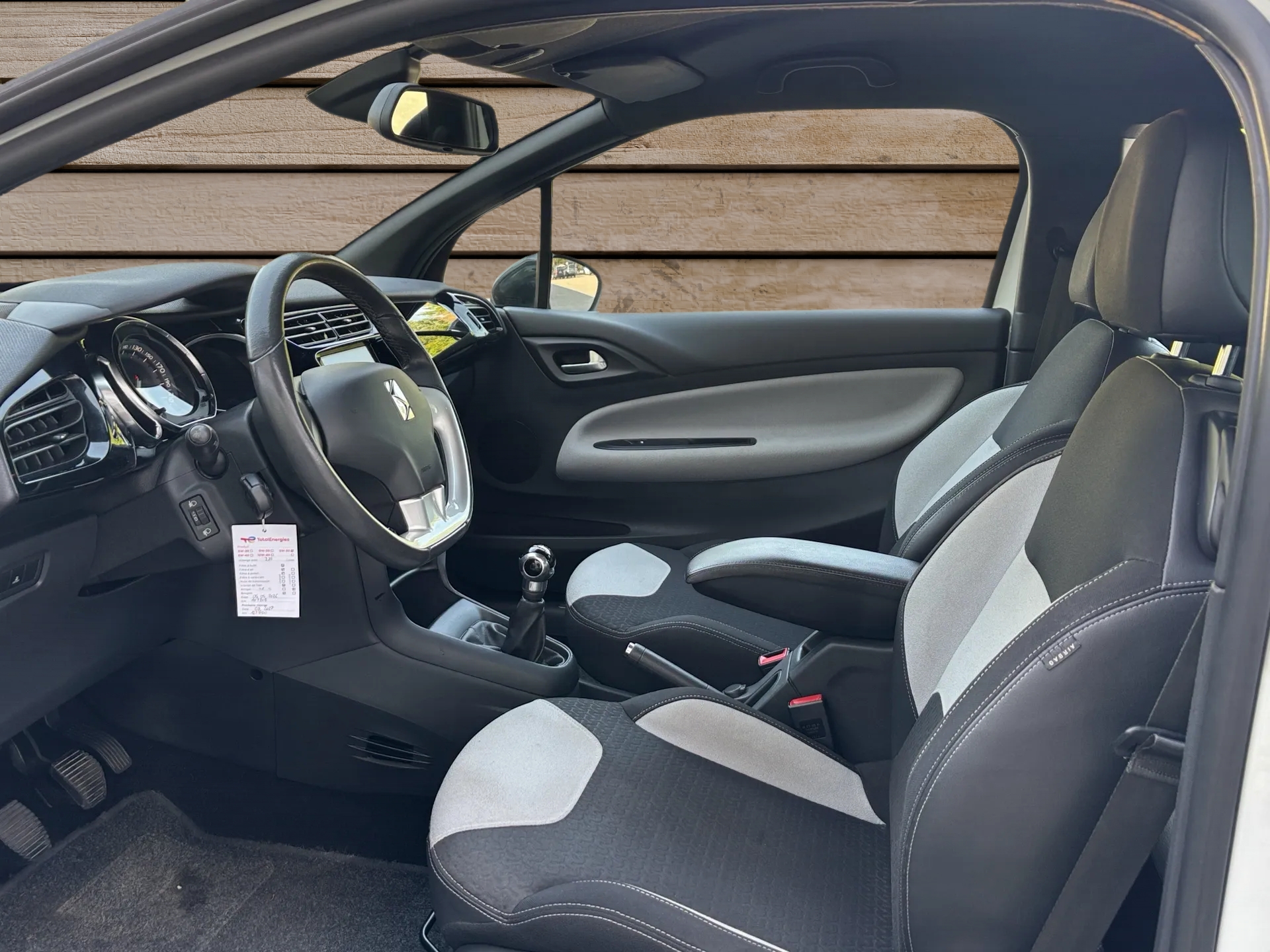 DS AUTOMOBILES DS3 1.2 VTi Chic-image-7
