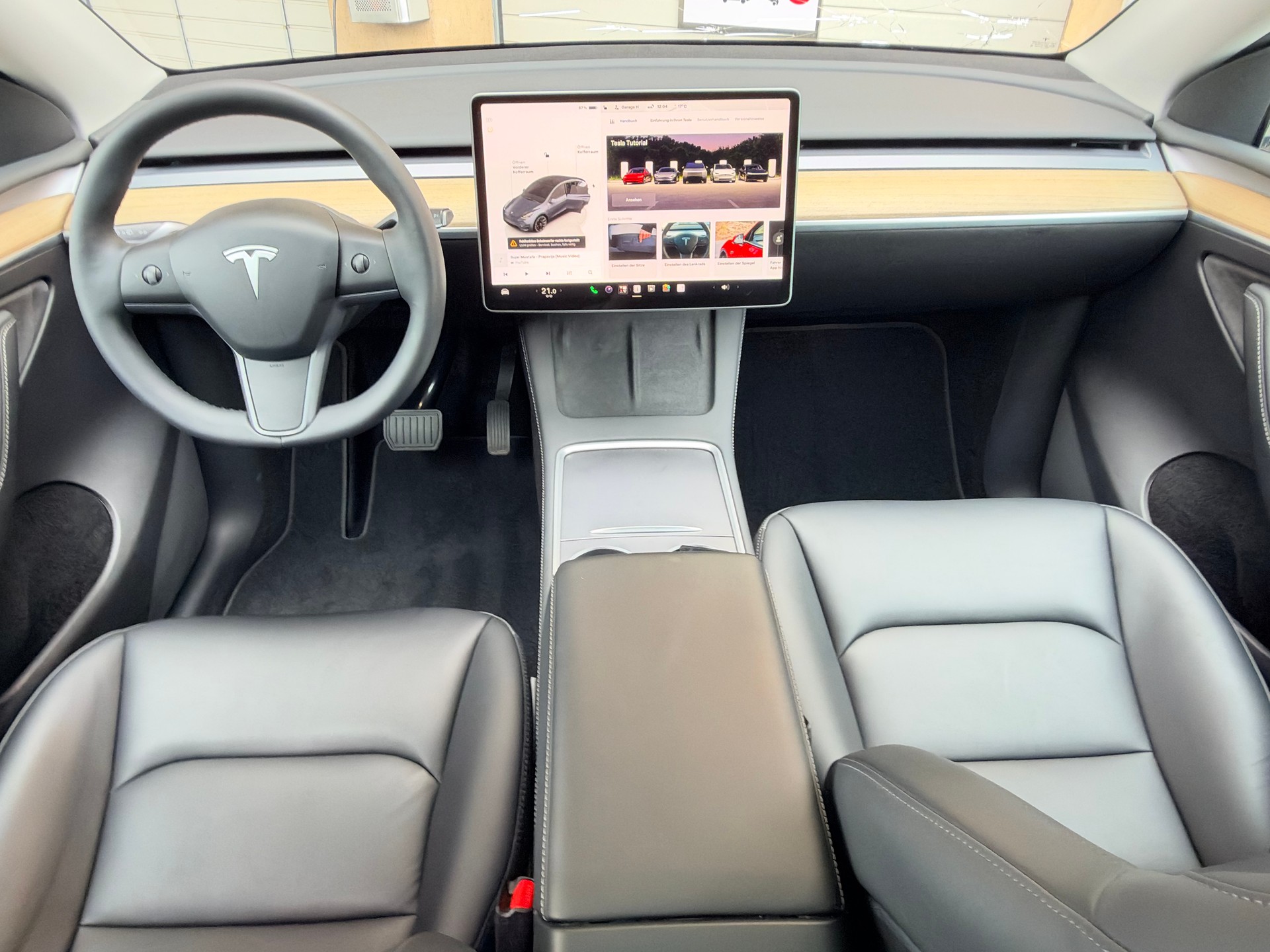 TESLA Model Y RWD-image-16