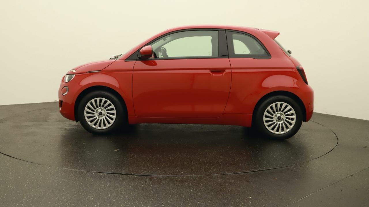 FIAT 500 electric 87kWh Icon-showroom-element-1
