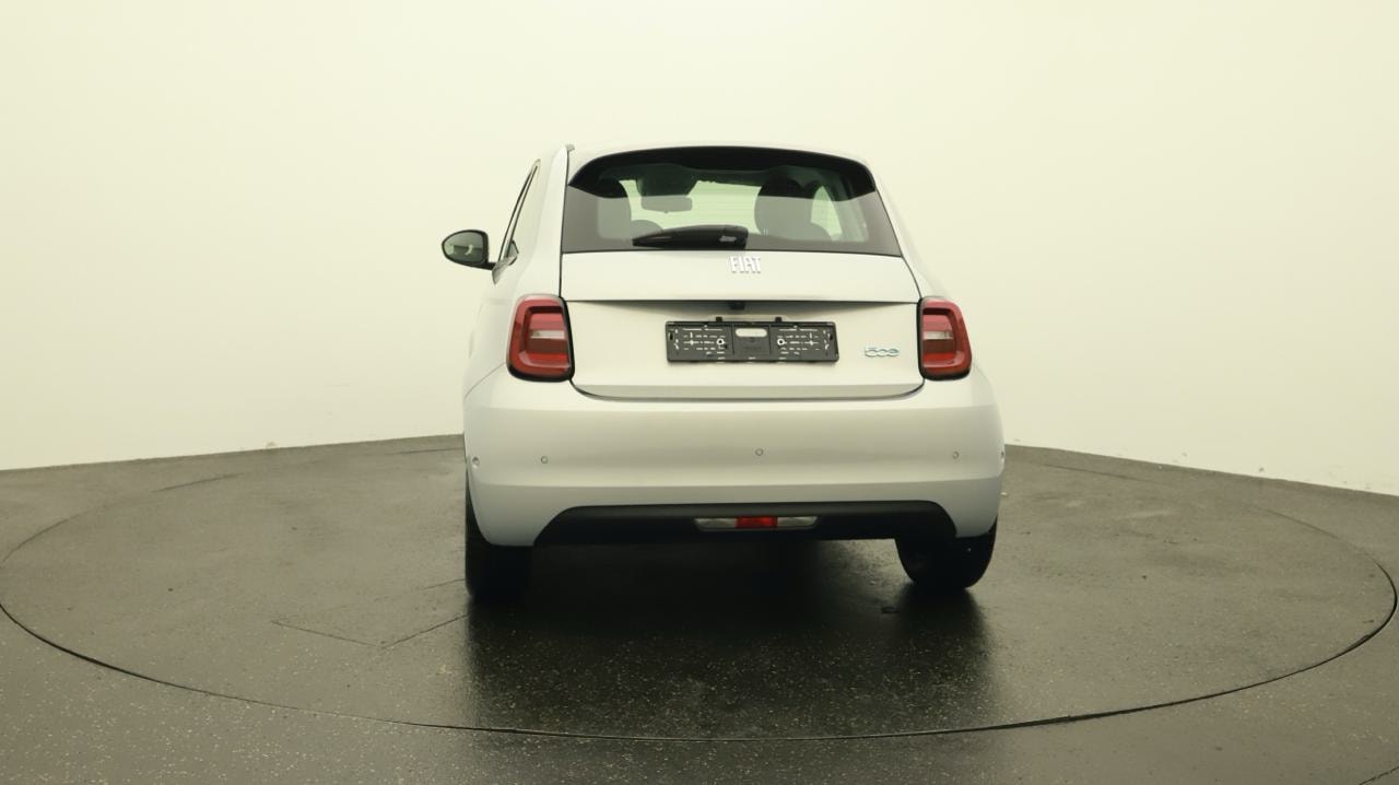 FIAT 500 electric 87kWh Icon-showroom-element-3