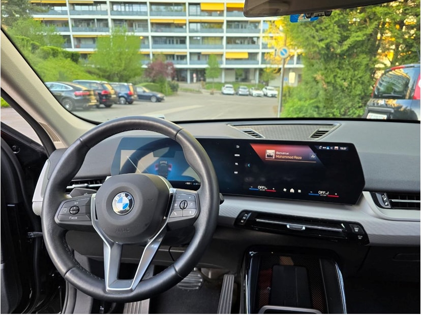 BMW 18i sDrive-image-1