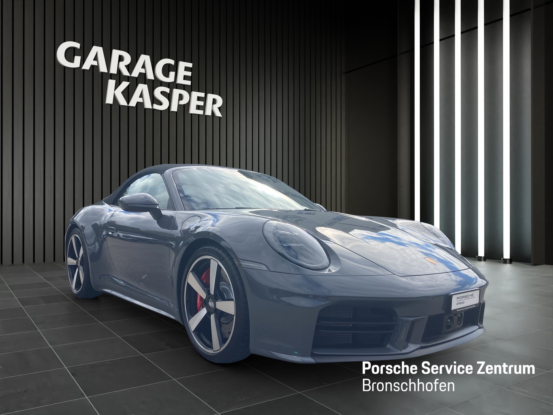 PORSCHE 911 Carrera S Cabriolet-image-6