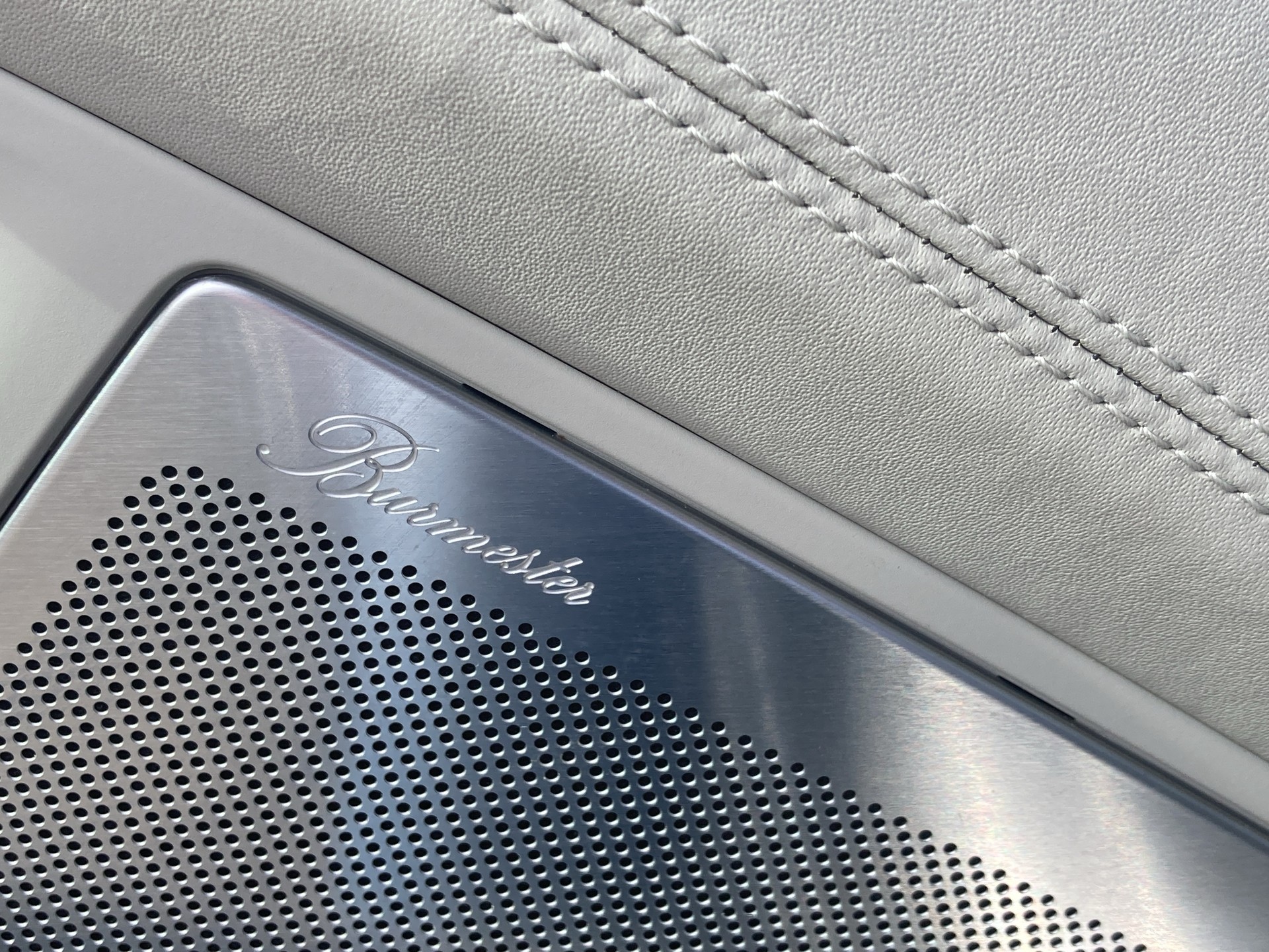 PORSCHE 911 Carrera S Cabriolet-image-22