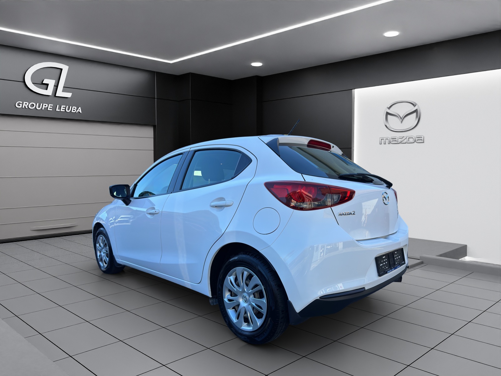 MAZDA 2 G 90 MHD Ambition-image-3
