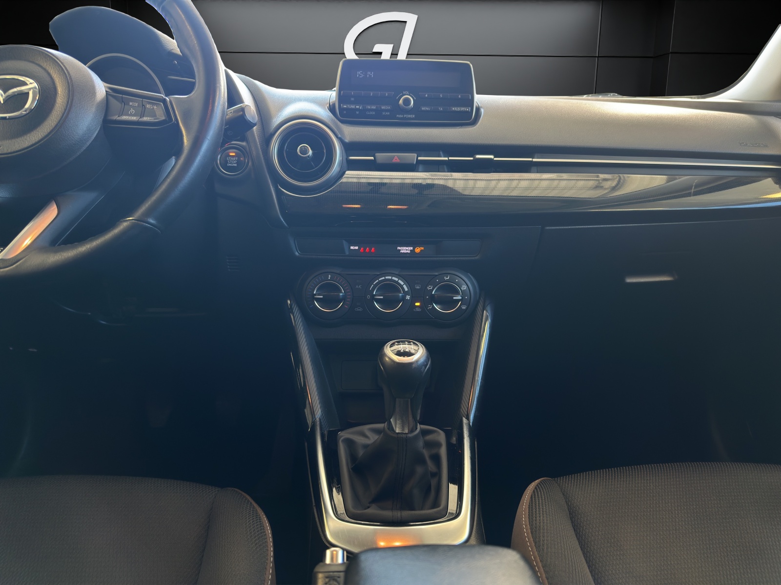 MAZDA 2 G 90 MHD Ambition-image-8