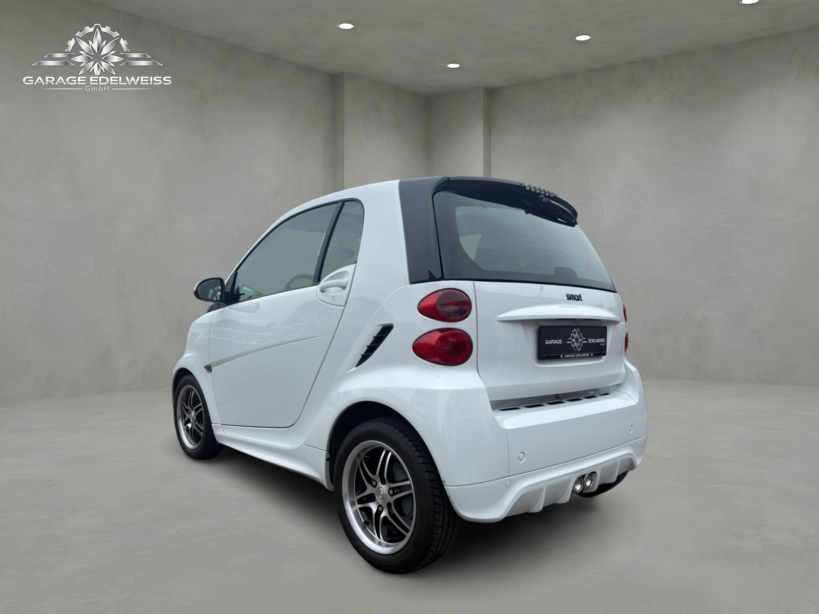 SMART fortwo swiss edition mhd softouch-showroom-element-2