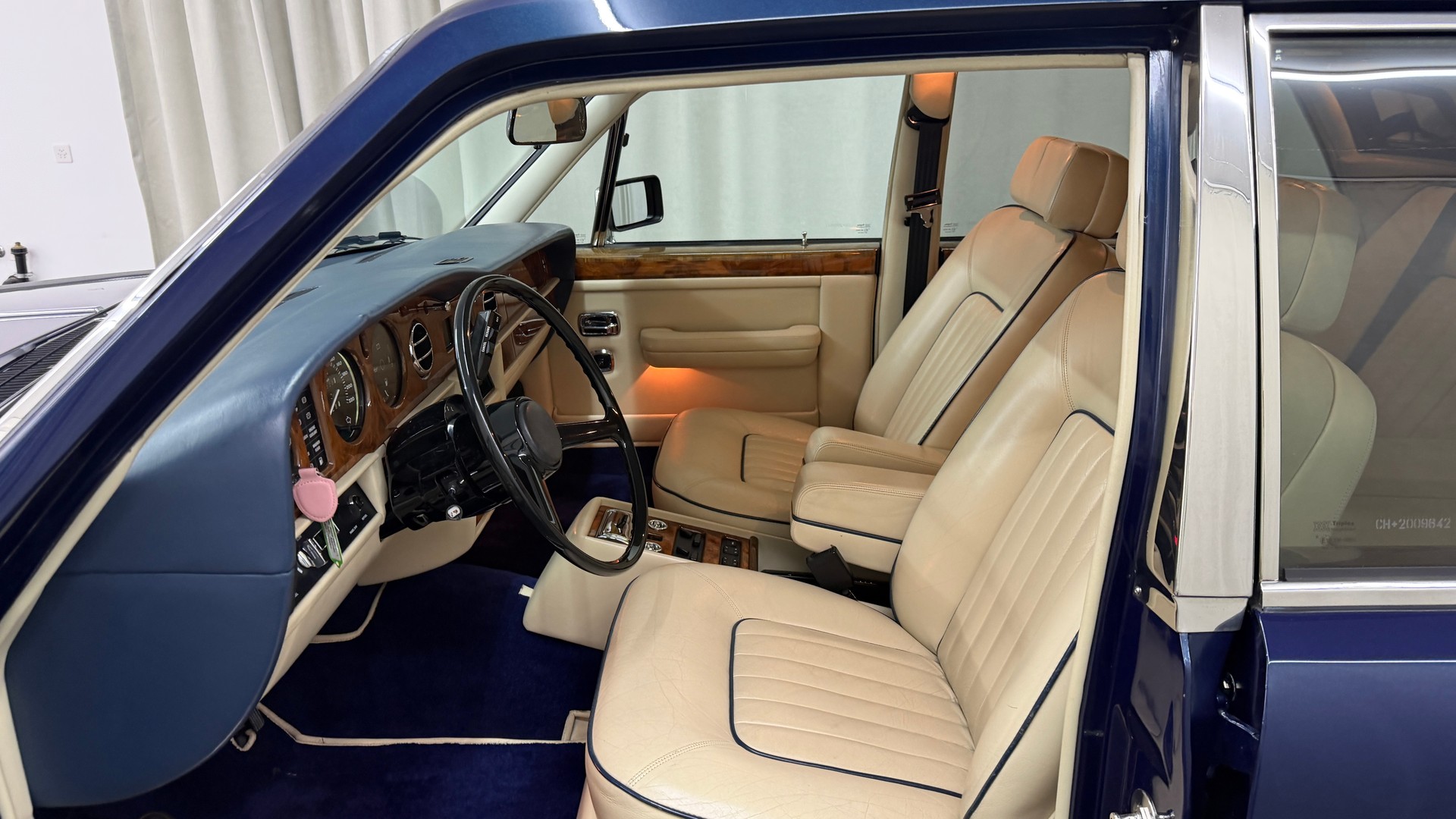 ROLLS-ROYCE Silver Spirit-image-6
