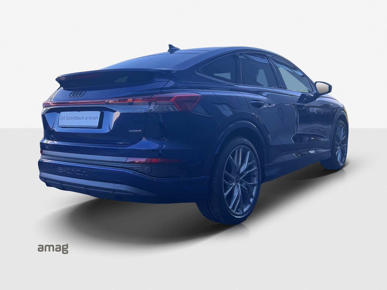 AUDI Q4 Sportback e-tron 50 quattro-image-3