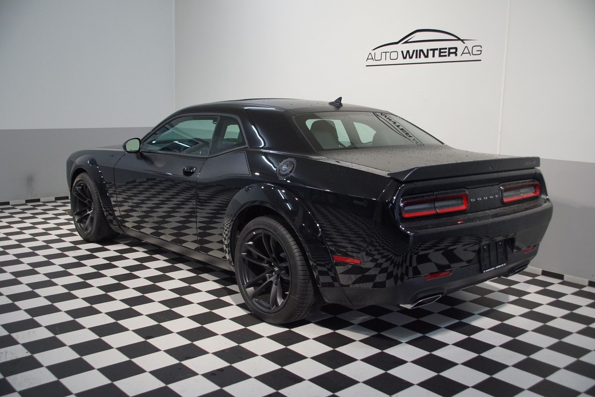 DODGE Challenger 6.4 T/A Widebody-image-4