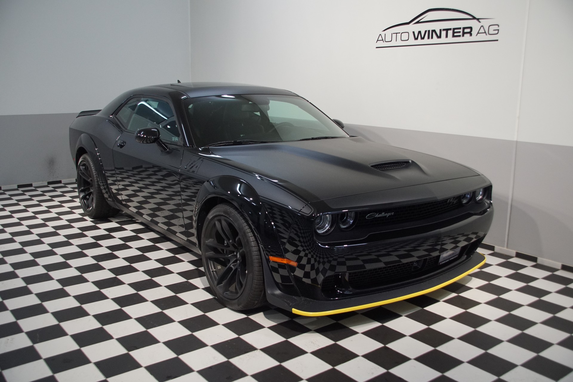 DODGE Challenger 6.4 T/A Widebody-image-0