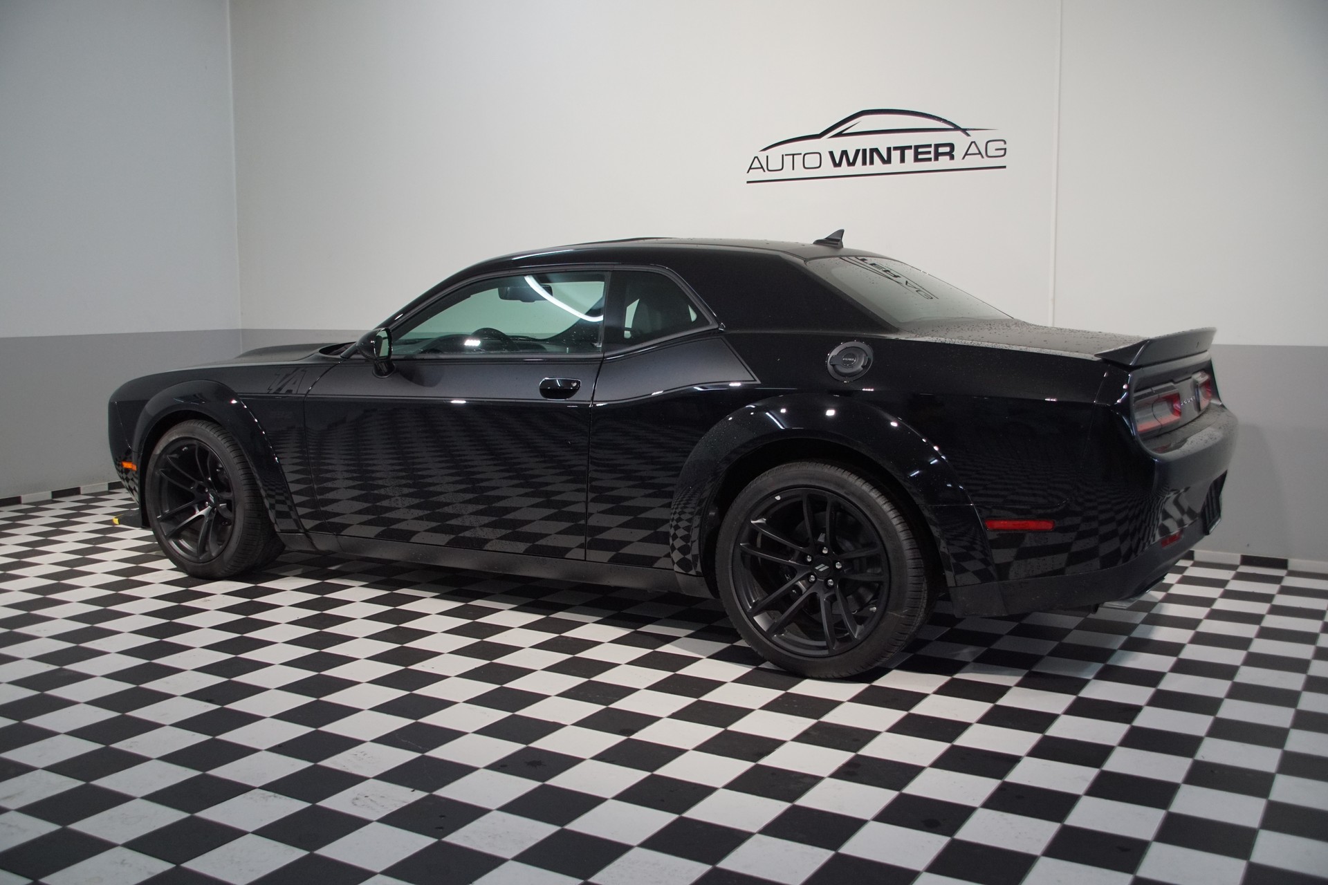 DODGE Challenger 6.4 T/A Widebody-image-5