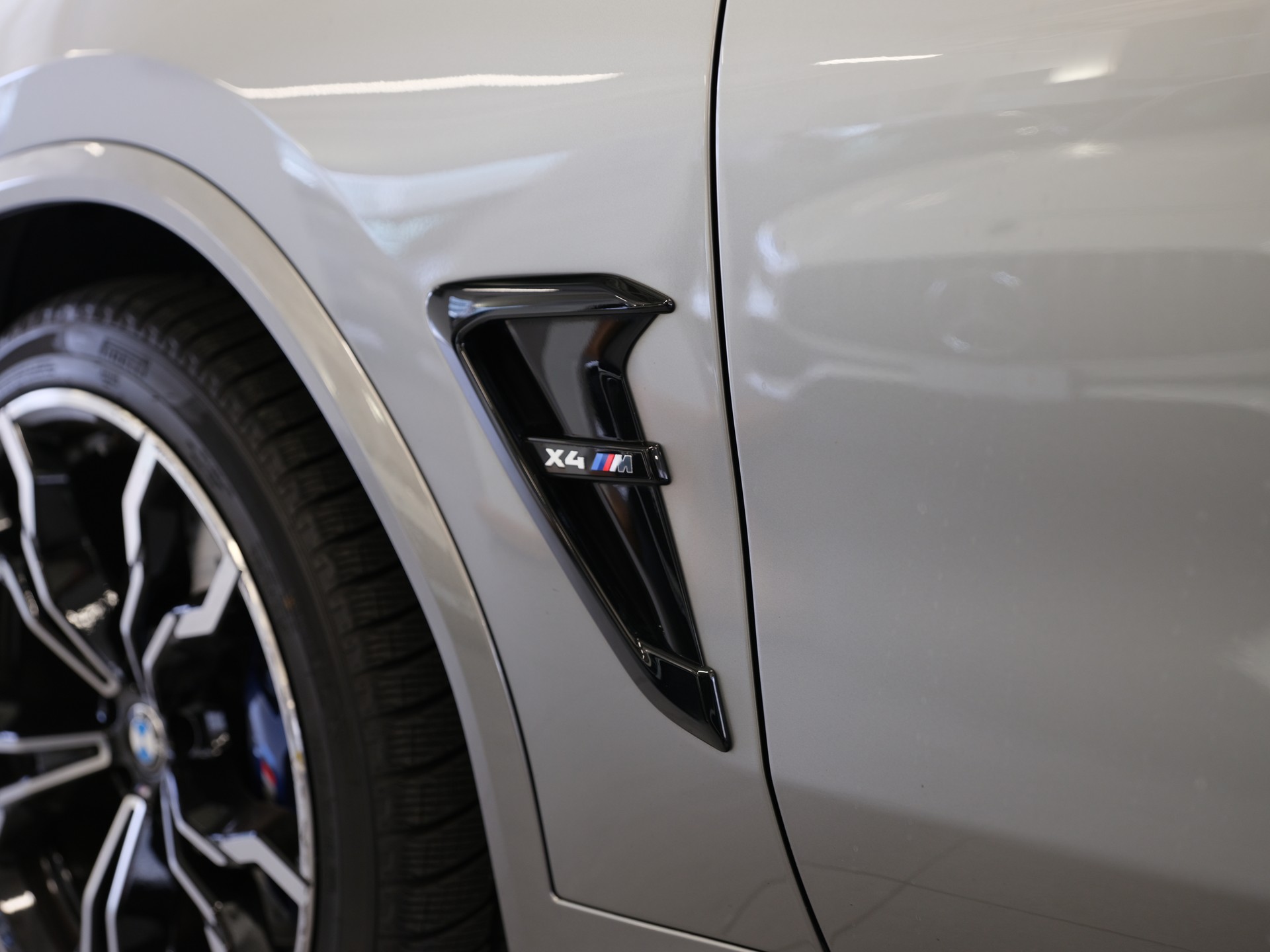 BMW X4M M Competition Steptronic-image-11