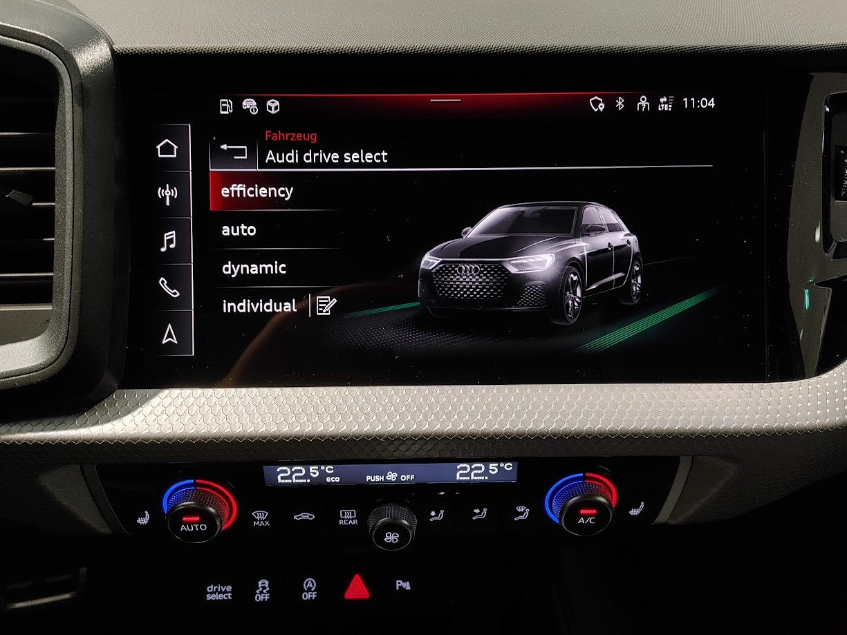 AUDI A1 Sportback 40 TFSI S Line S-tronic-image-7