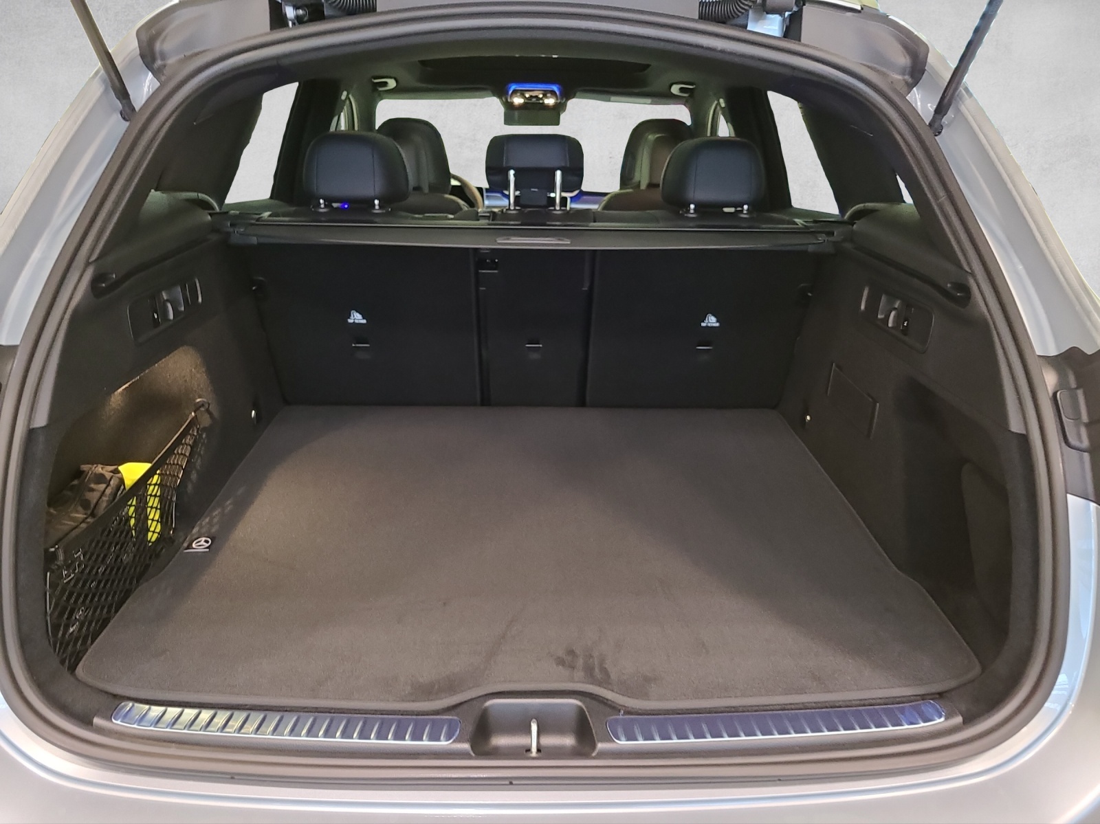 MERCEDES-BENZ GLC 300 4Matic 9G-Tronic-image-13
