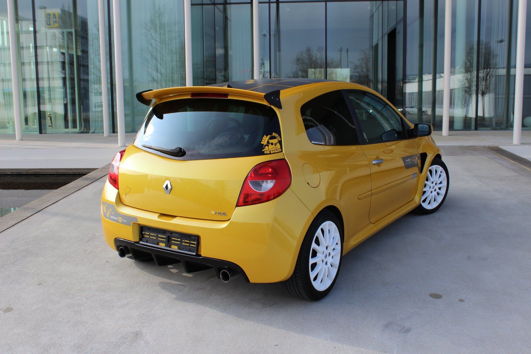 RENAULT Clio 2.0 16V Sport F1 Team-image-2